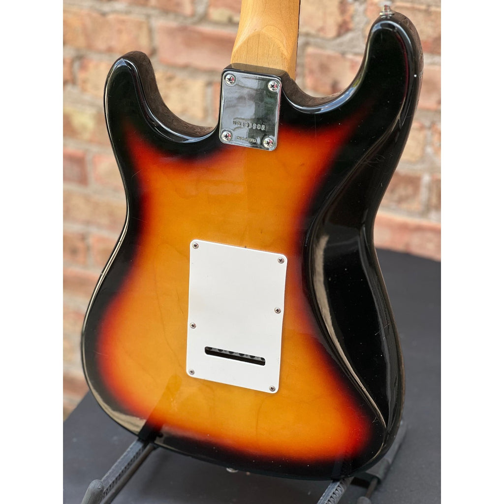 Fender "Squier Series" Standard Stratocaster Sunburst Korea Used Fender "Squier Series" Standard