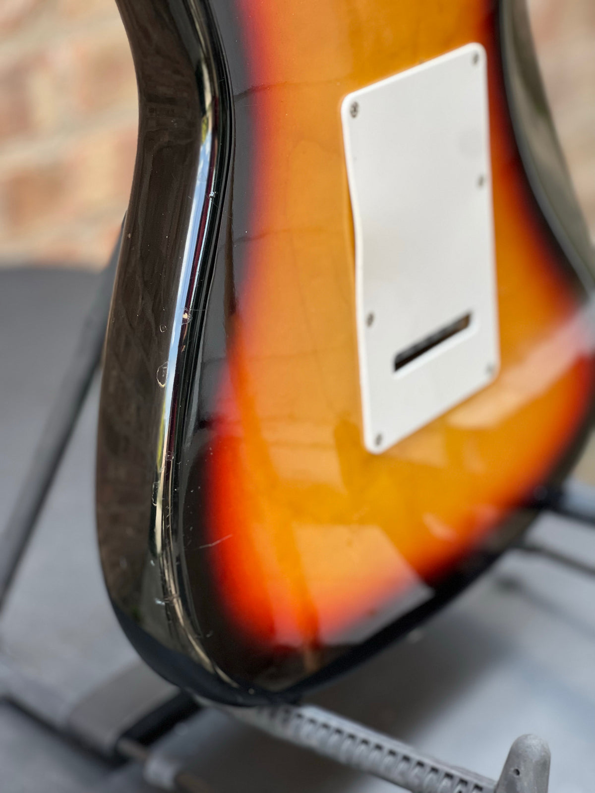 Fender "Squier Series" Standard Stratocaster Sunburst Korea Used Fender "Squier Series" Standard