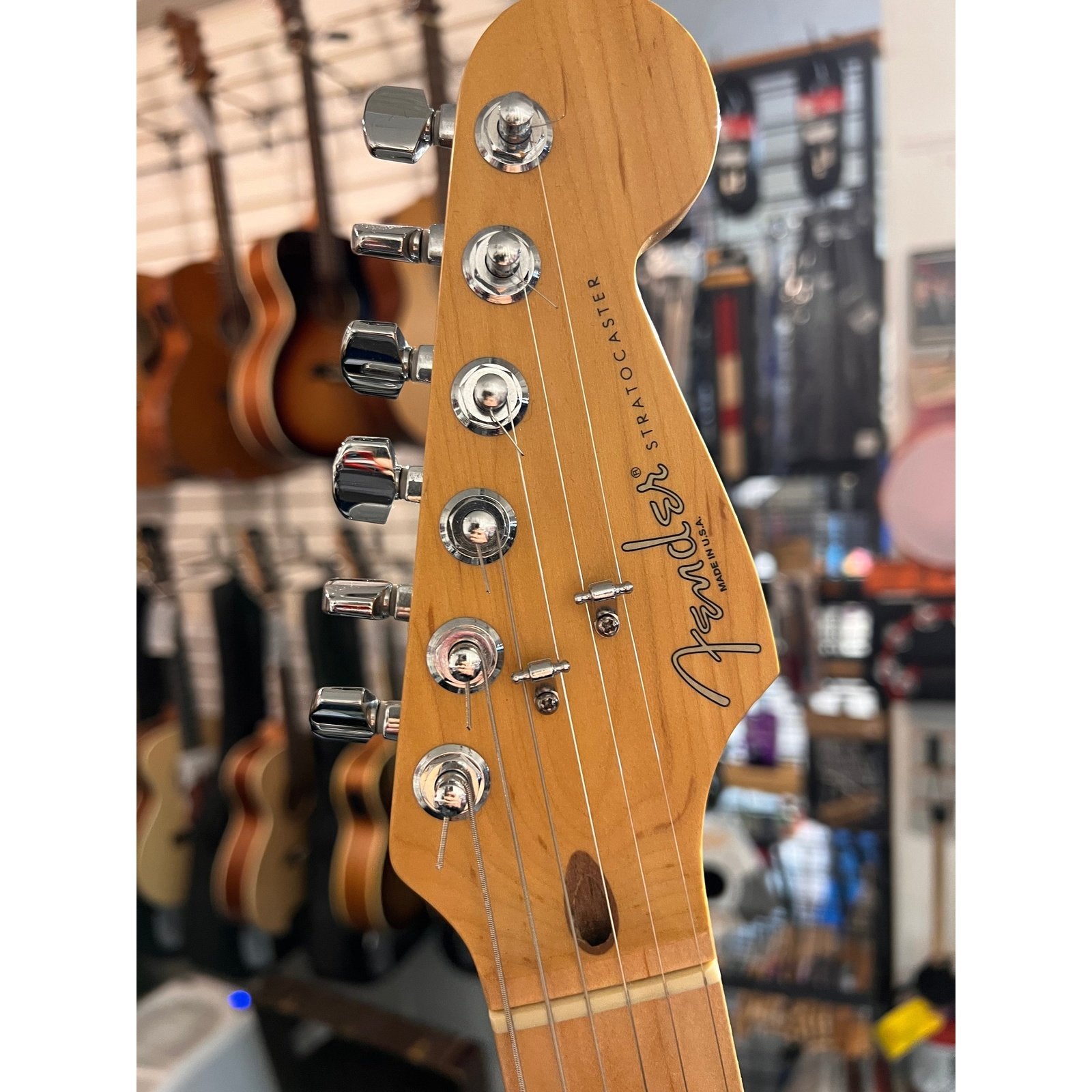 Fender American Standard Stratocaster Maple Fretboard 1996 - 1997 Metallic Blue Excellent w/case