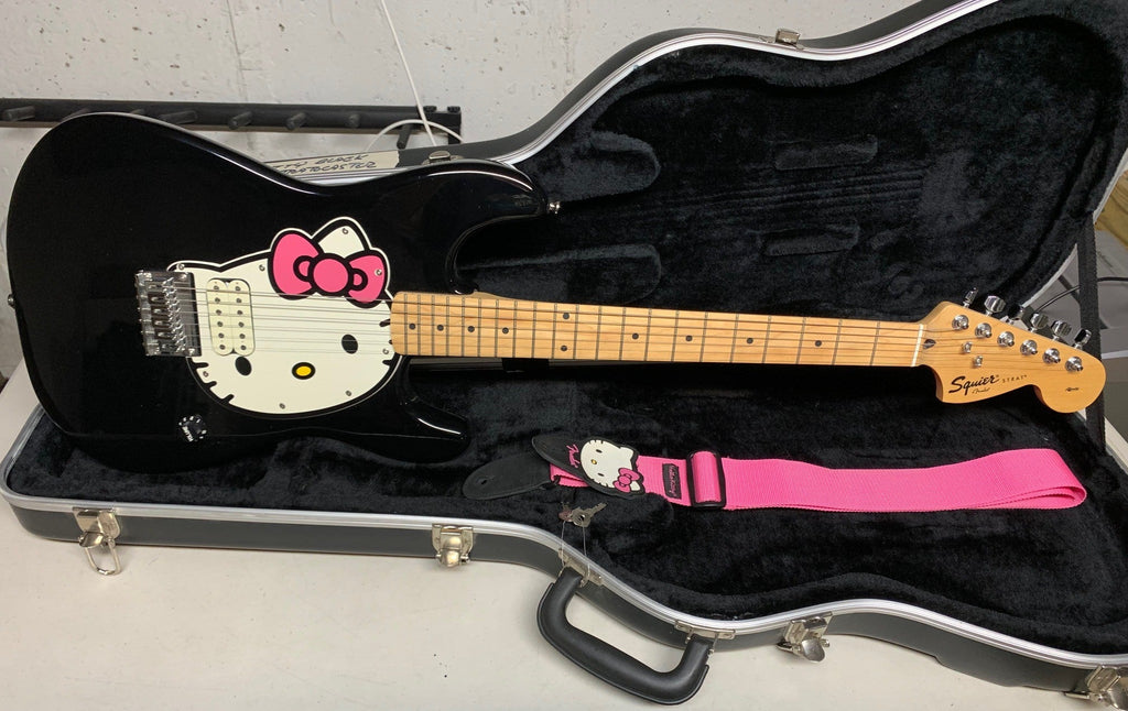 Fender Squier Hello Kitty Stratocaster Electric Guitar w/HSC and matching strap excellent (used)