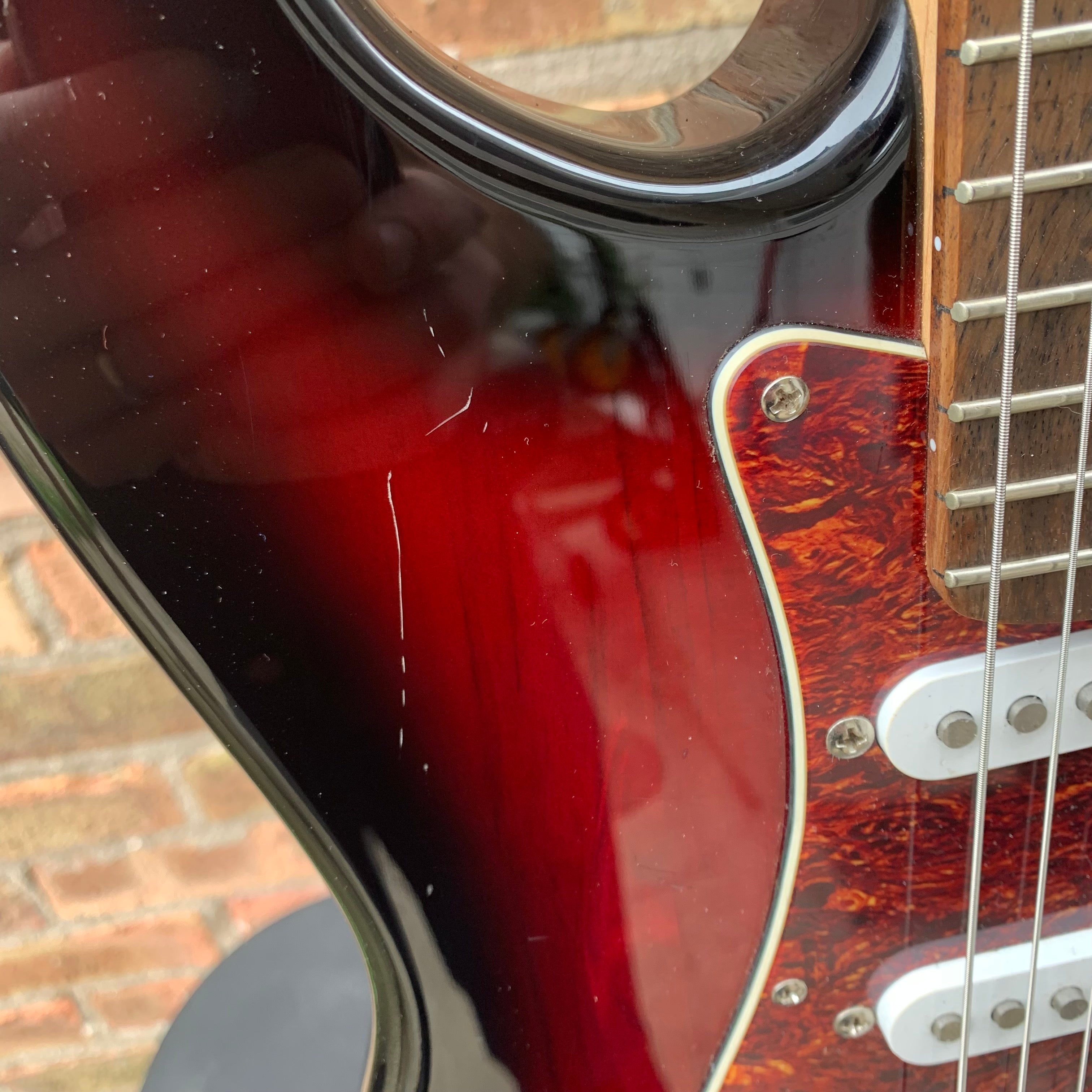Fender Squier Standard Stratocaster Indonesia Redburst 2006