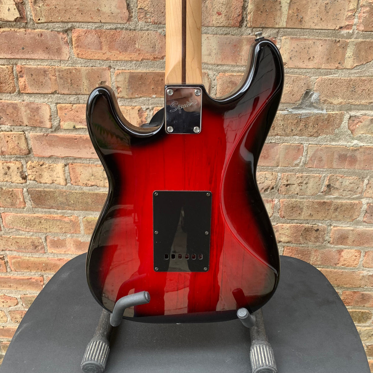 Fender Squier Standard Stratocaster Indonesia Redburst 2006