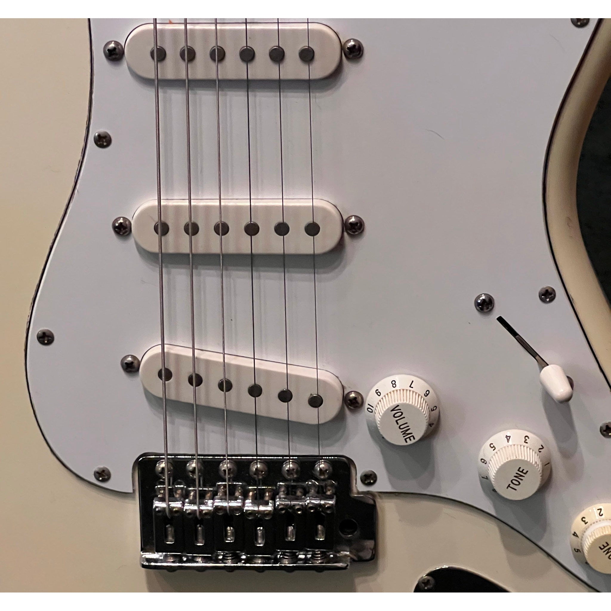 Fender Stratocaster Olympic White 1984-1985 Japan