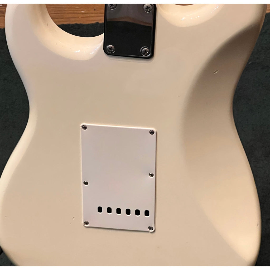 Fender Stratocaster Olympic White 1984-1985 Japan