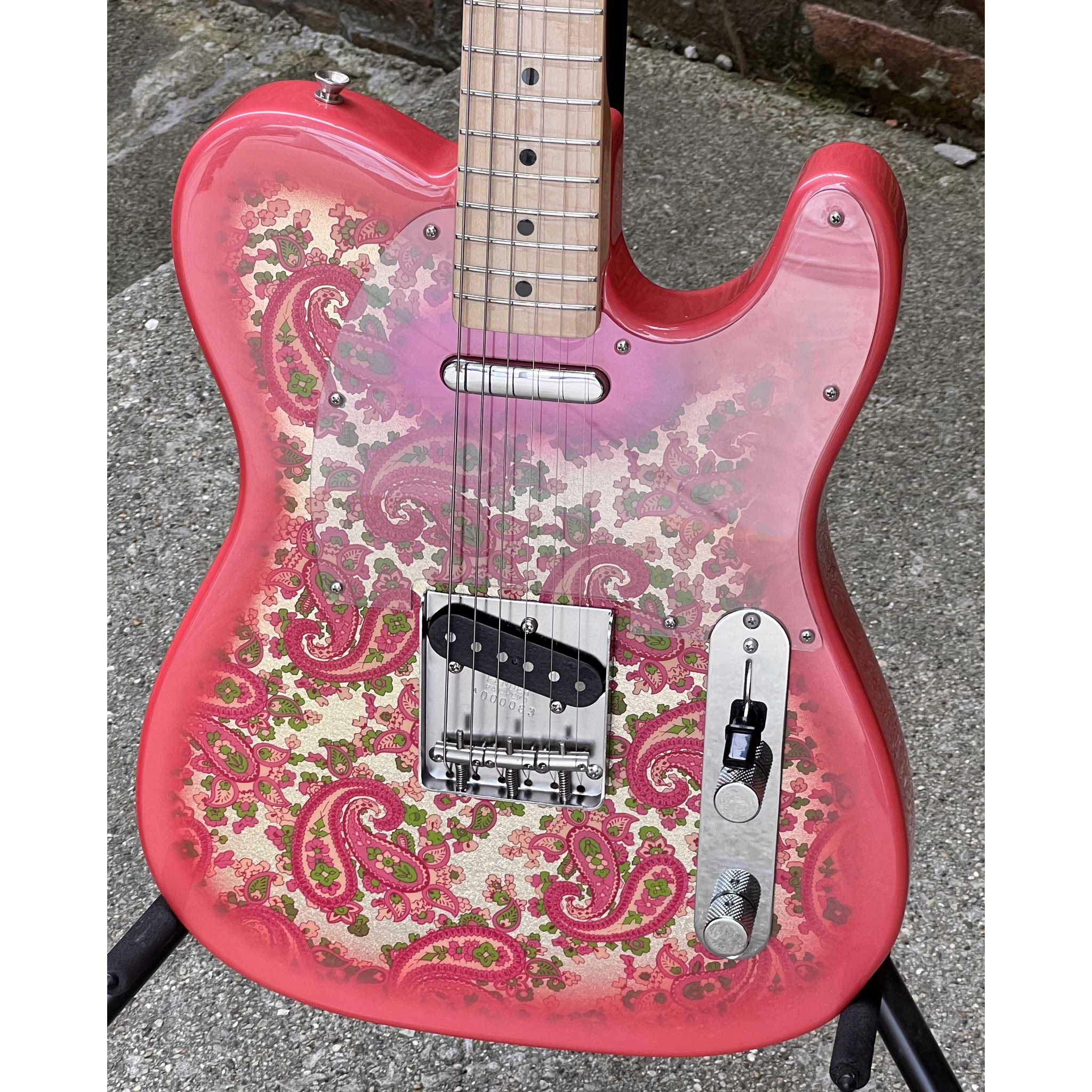 Fender Telecaster Pink Paisley 2001 Japan