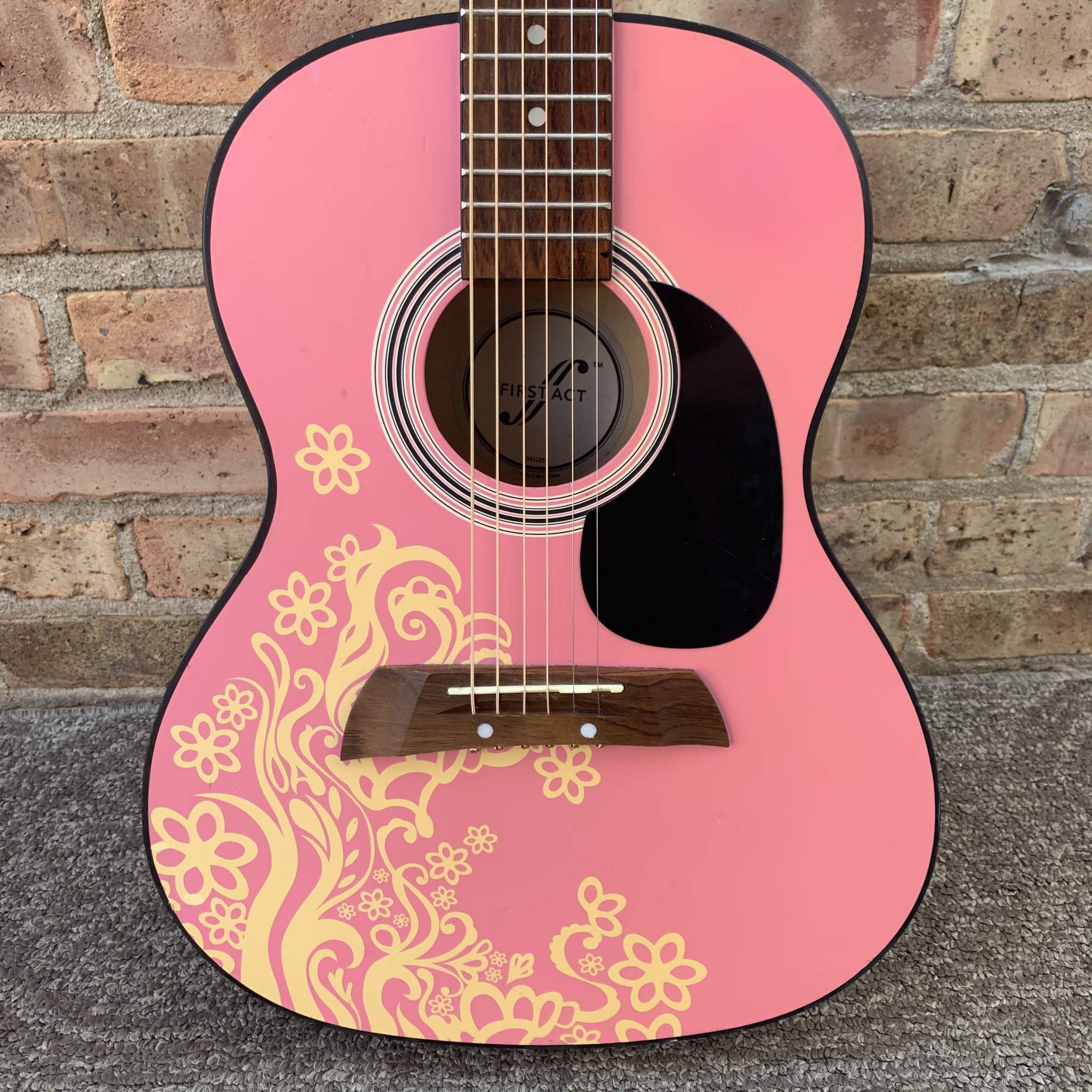 First Act Acoustic Guitar Pink Flower