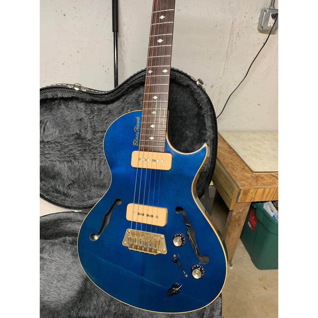 Gibson Blueshawk Electric Guitar Blue 2001 Very Good w/HSC