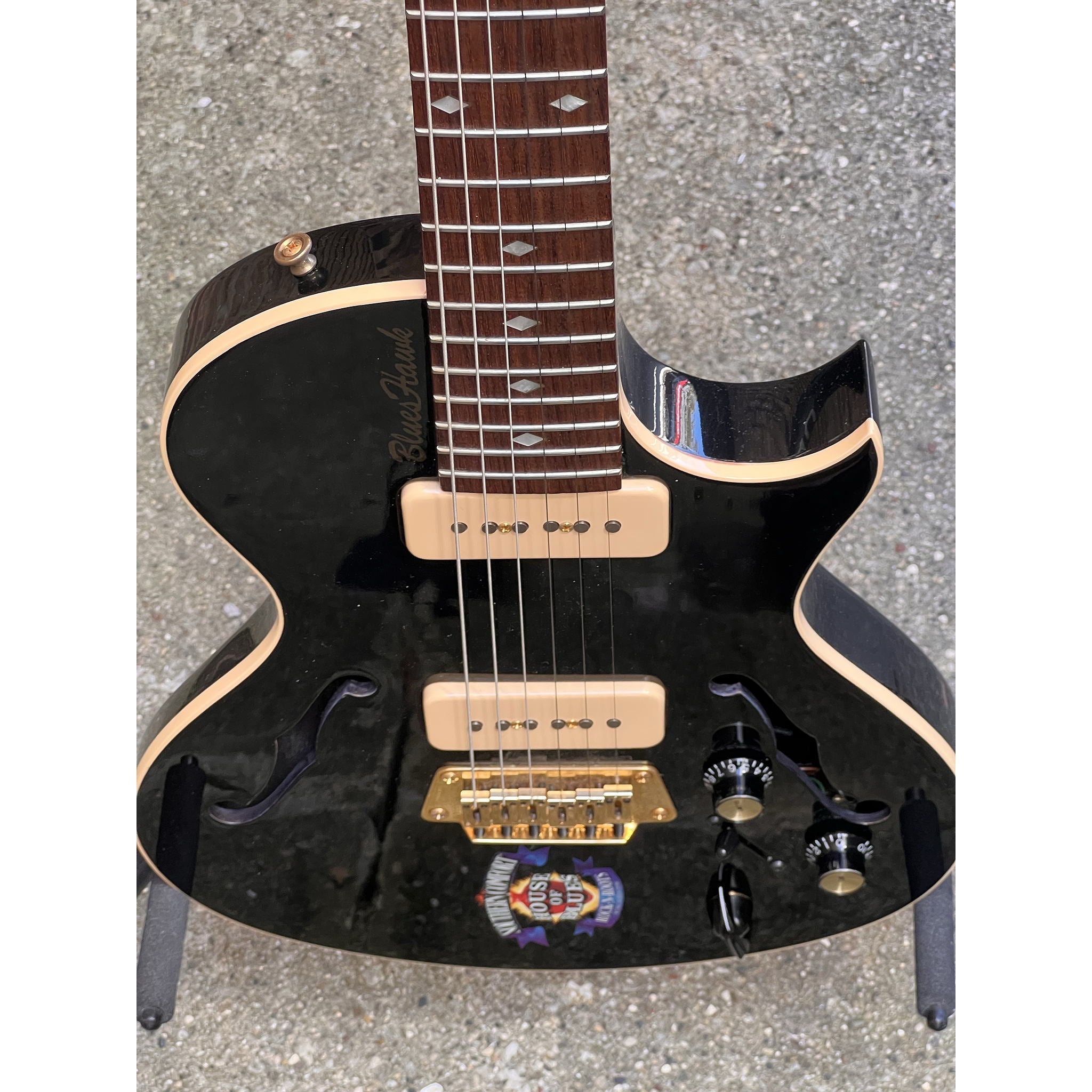 Gibson Blueshawk limited edition House of Blues 1998 Very Good