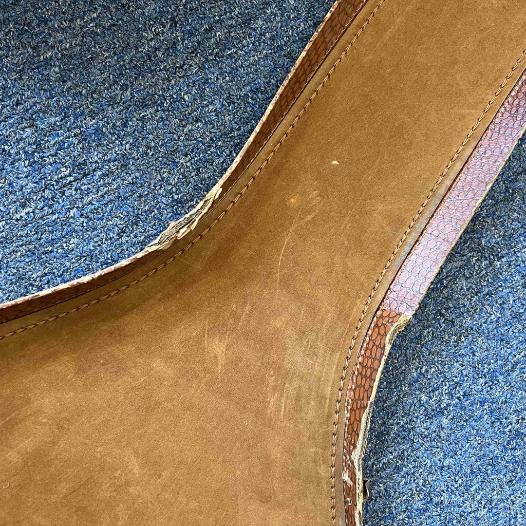 Gibson Chipboard Guitar Case Vintage Faux Alligator