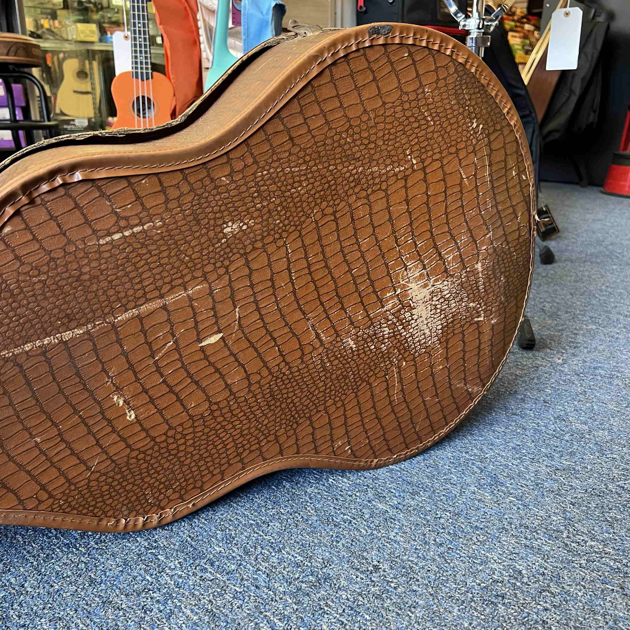Gibson Chipboard Guitar Case Vintage Faux Alligator
