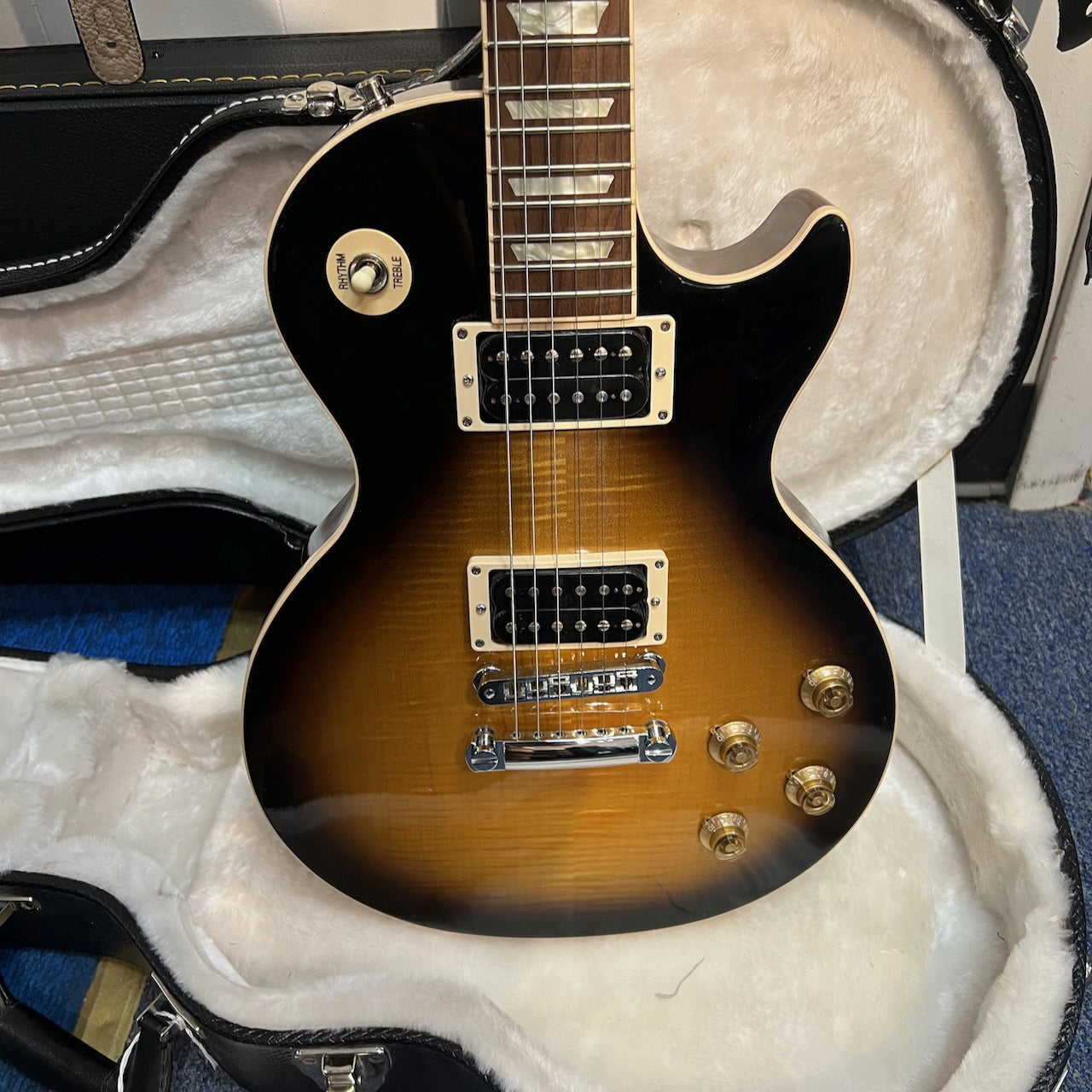 Gibson Les Paul Classic 2011 Sunburst Mint