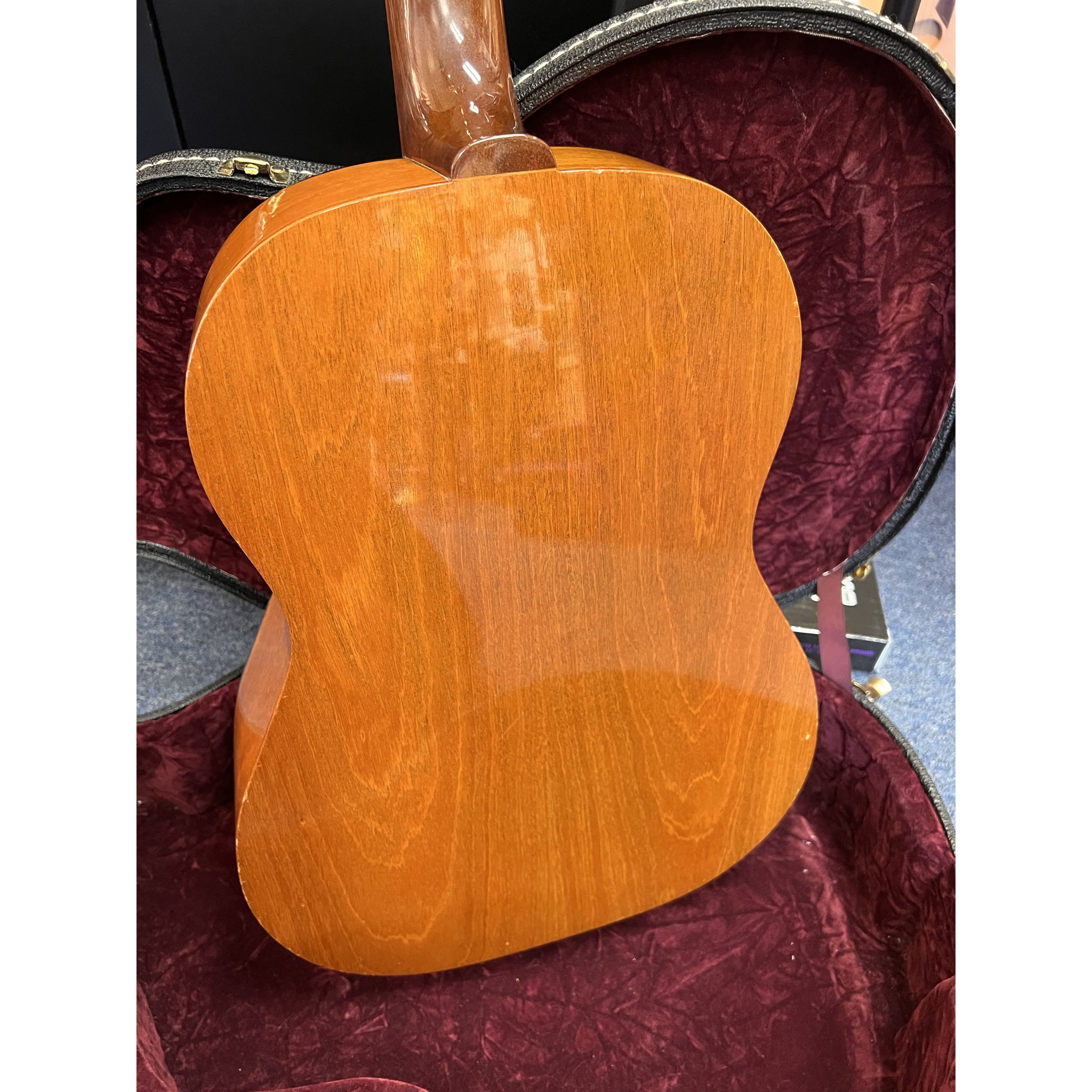 Gibson LG-O Acoustic Guitar 1964 w/hsc (used)