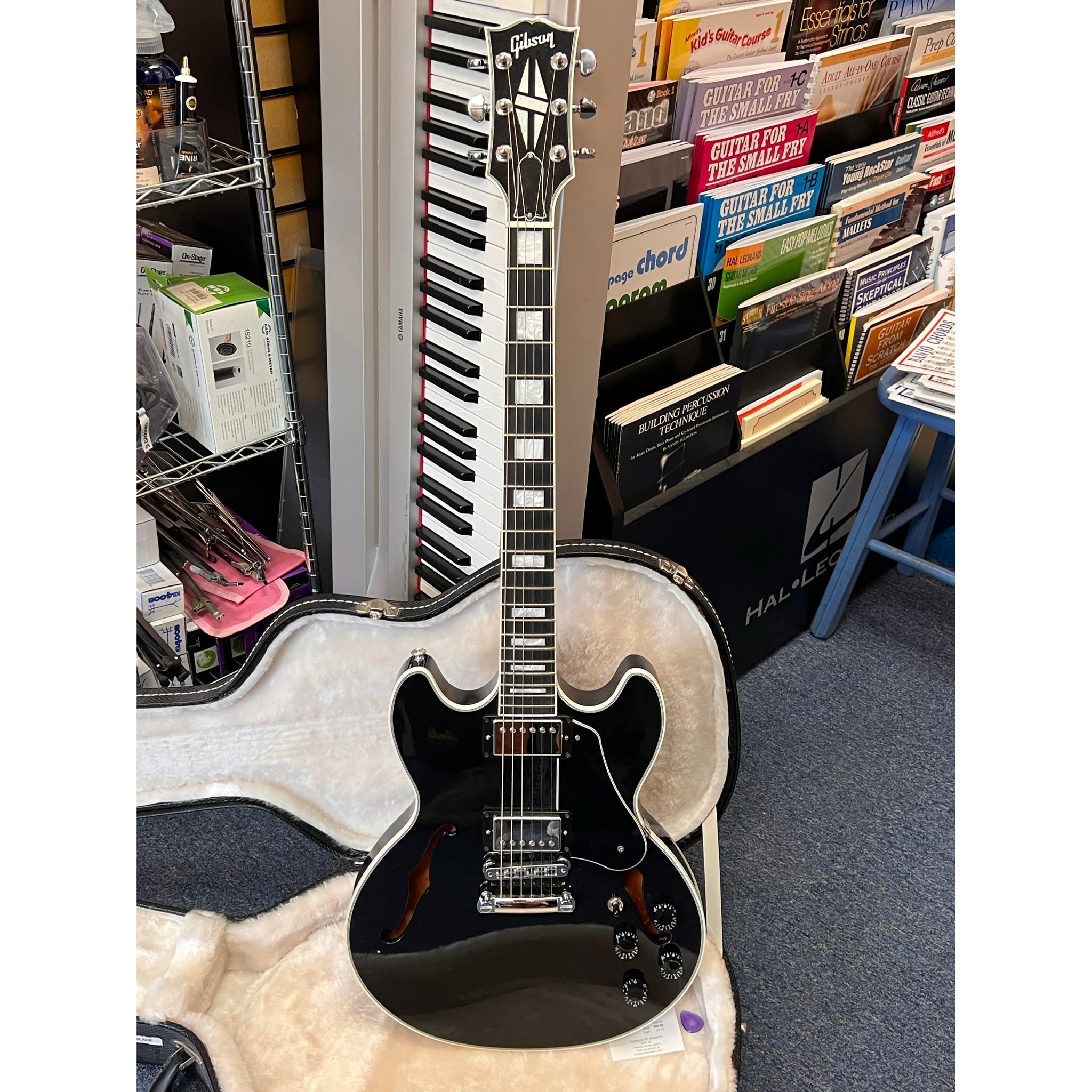 Gibson Midtown Custom Semi-Hollowbody Guitar Black 2014 model  Excellent