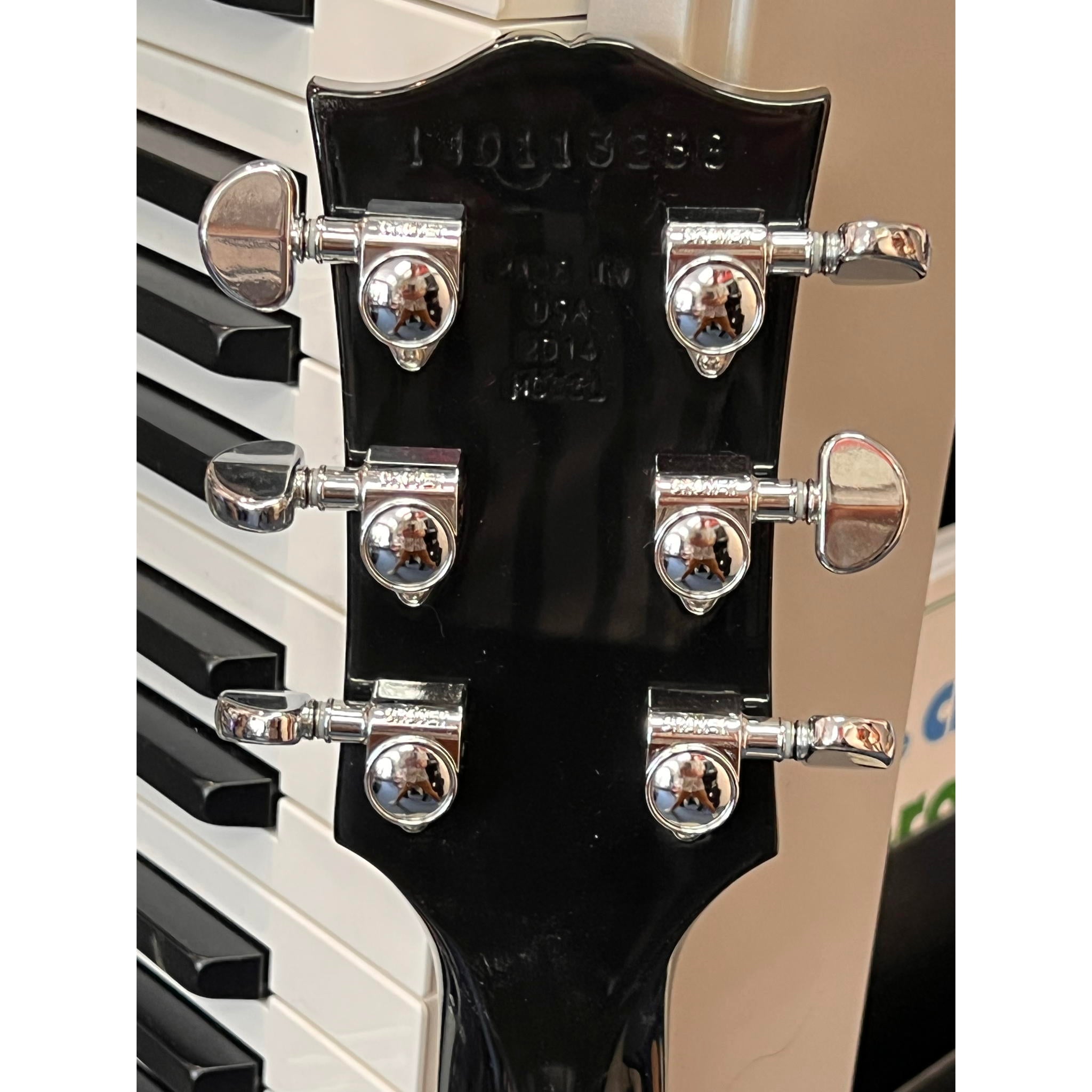 Gibson Midtown Custom Semi-Hollowbody Guitar Black 2014 model  Excellent