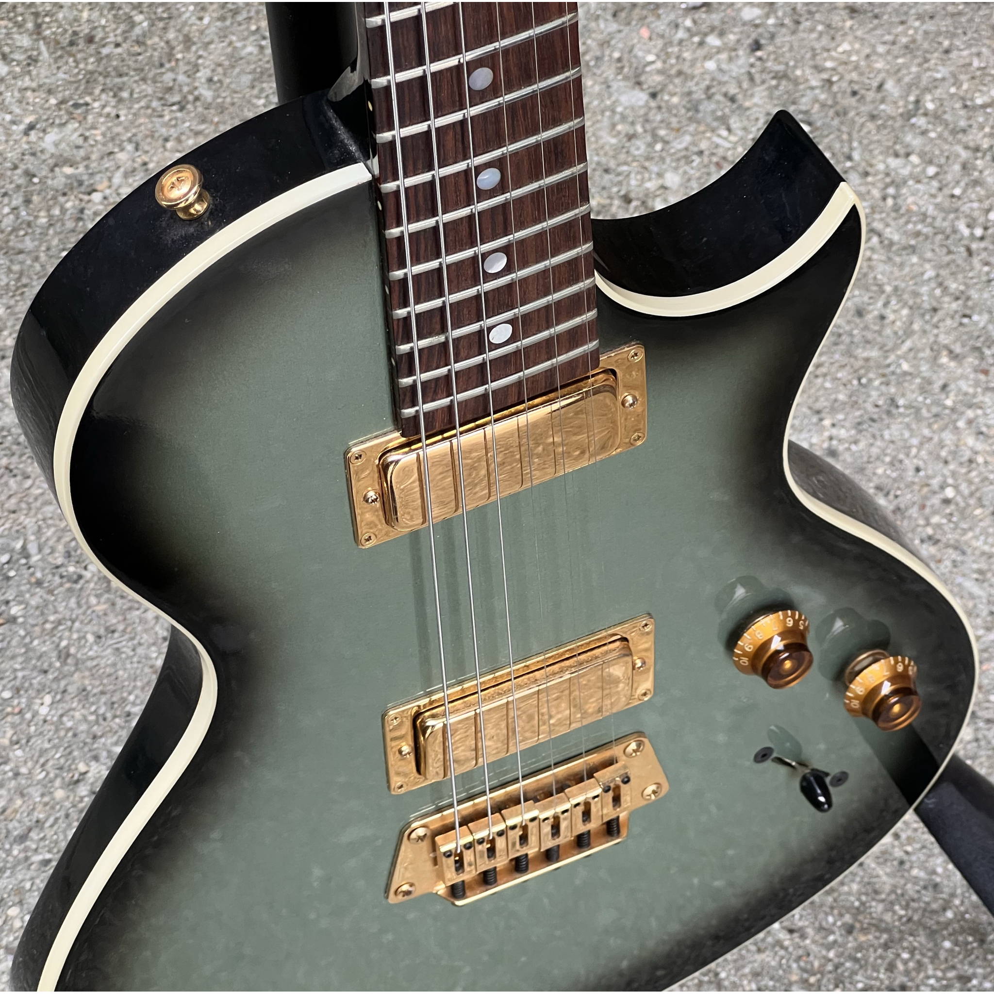 Gibson Nighthawk Landmark Series Navajo Turquoise 1990s