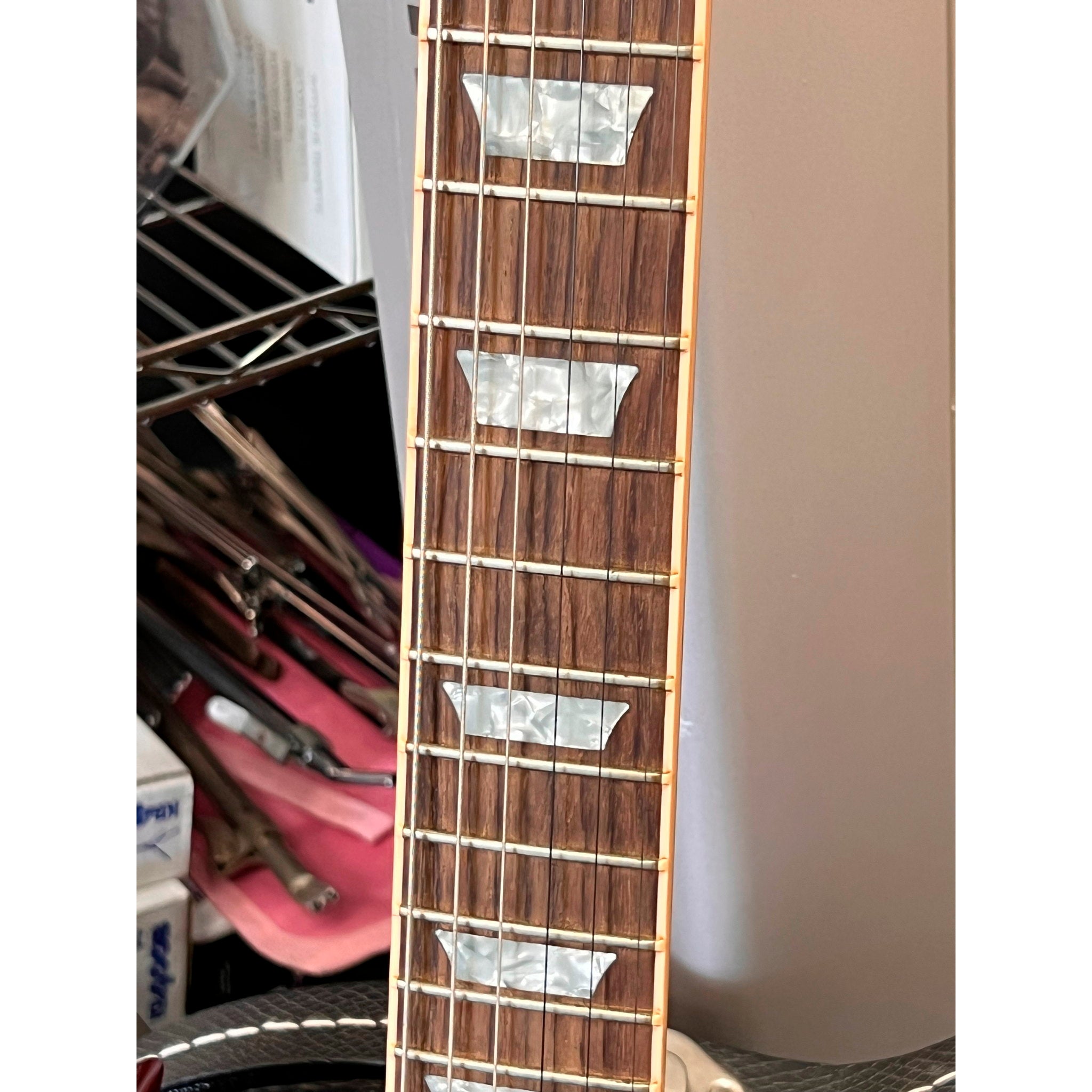 Gibson SG Standard Heritage Electric Guitar Cherry 2002