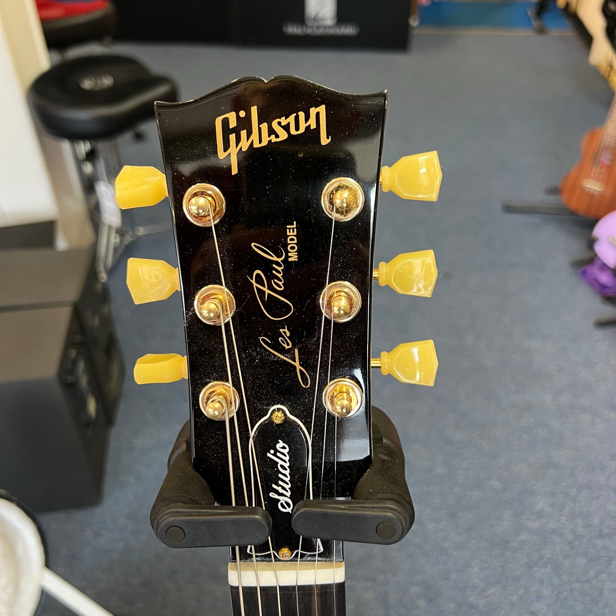 Gibson Studio Les Paul Electric Guitar 2011 Alpine White (used)