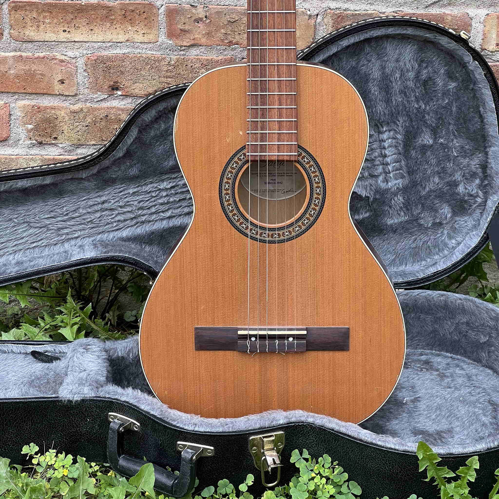 Godin La Patrie Motif Classical Guitar w/Hard Shell Case