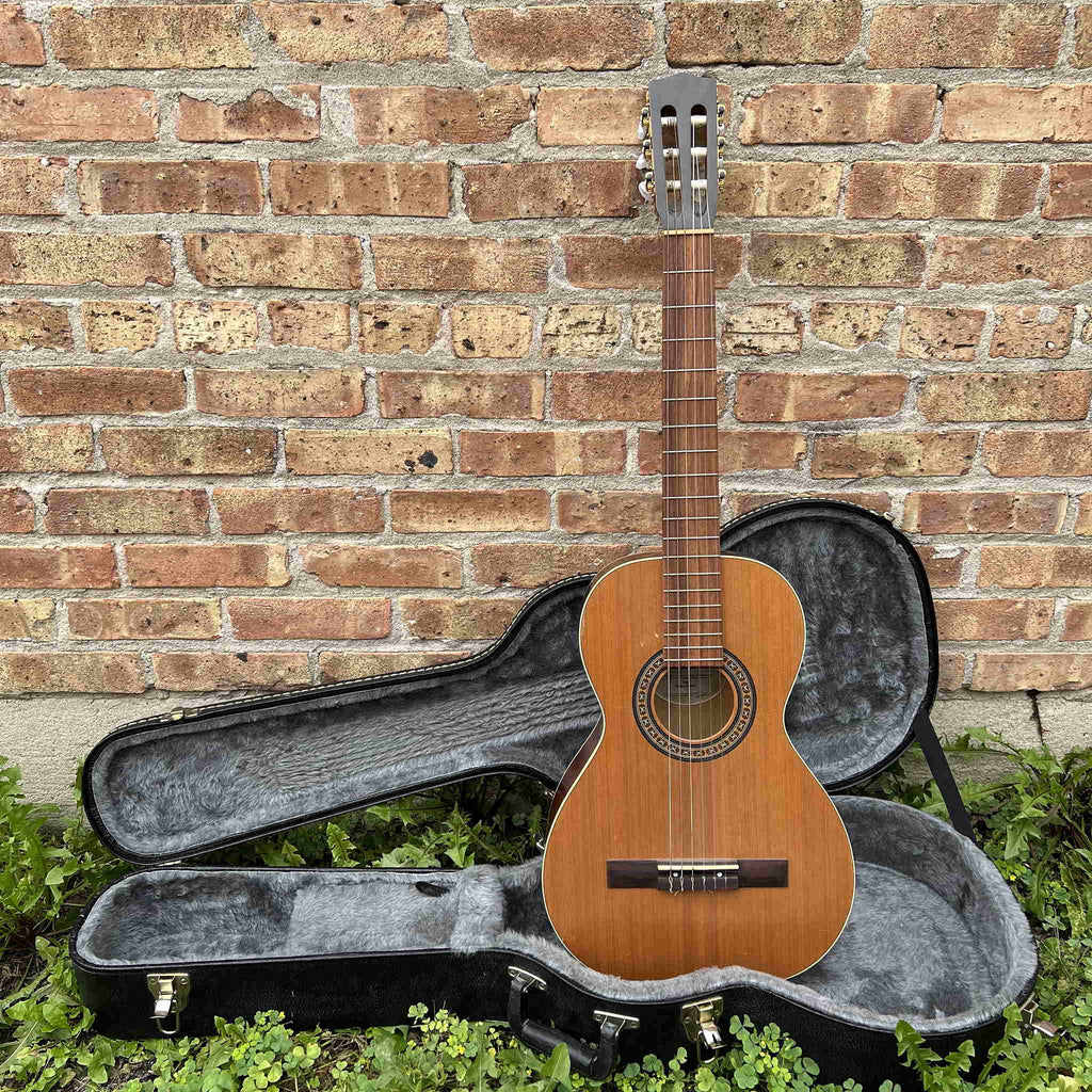 Godin La Patrie Motif Classical Guitar w/Hard Shell Case