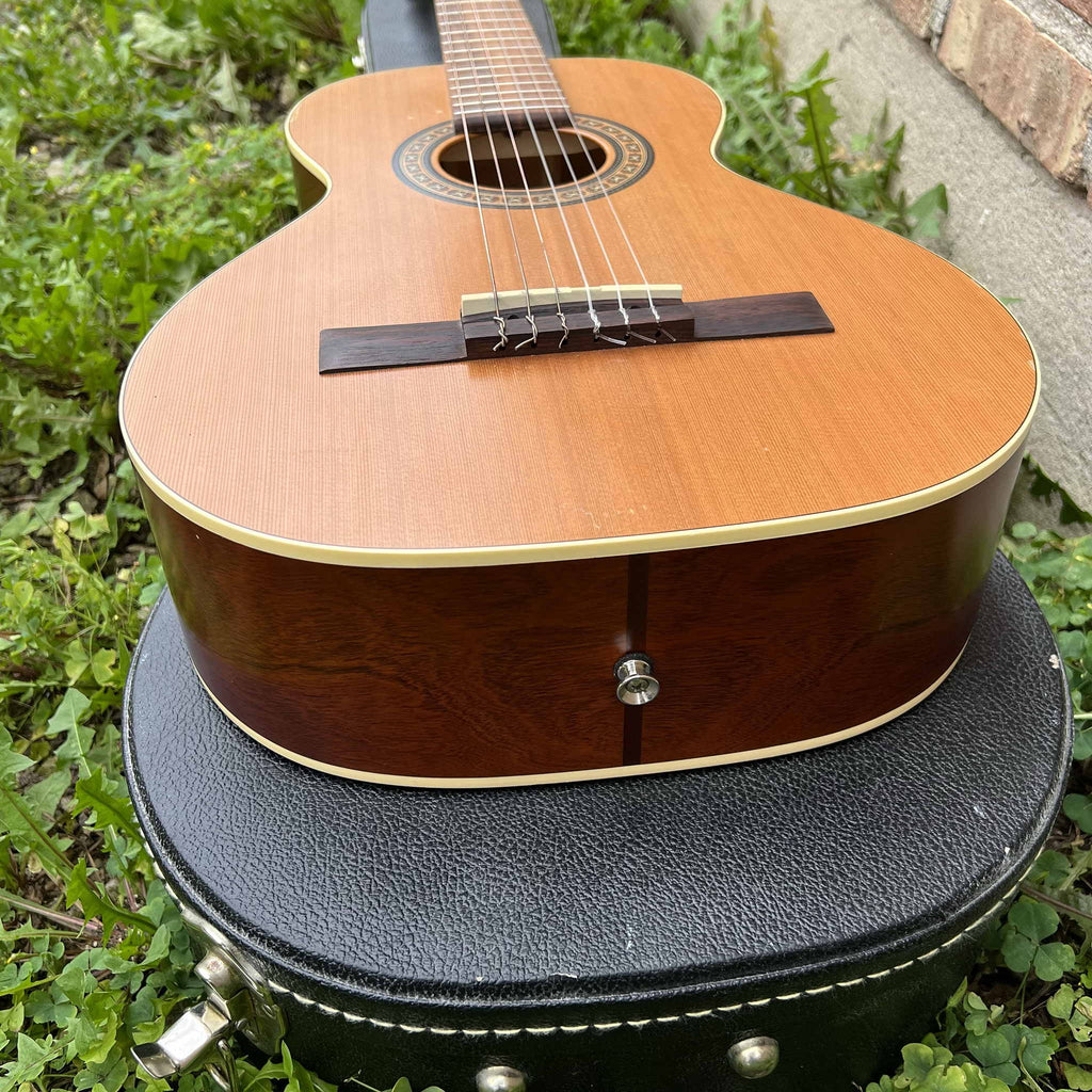 Godin La Patrie Motif Classical Guitar w/Hard Shell Case