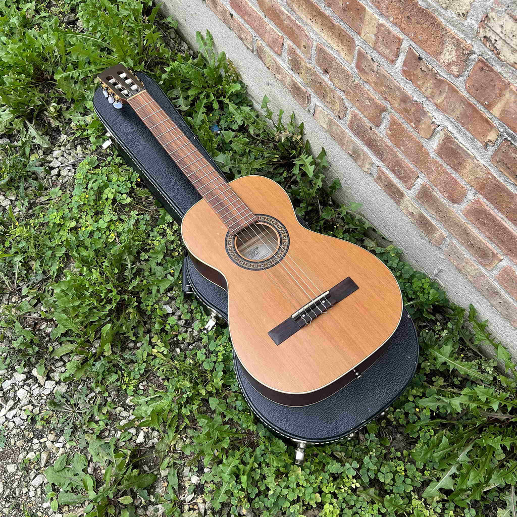 Godin La Patrie Motif Classical Guitar w/Hard Shell Case