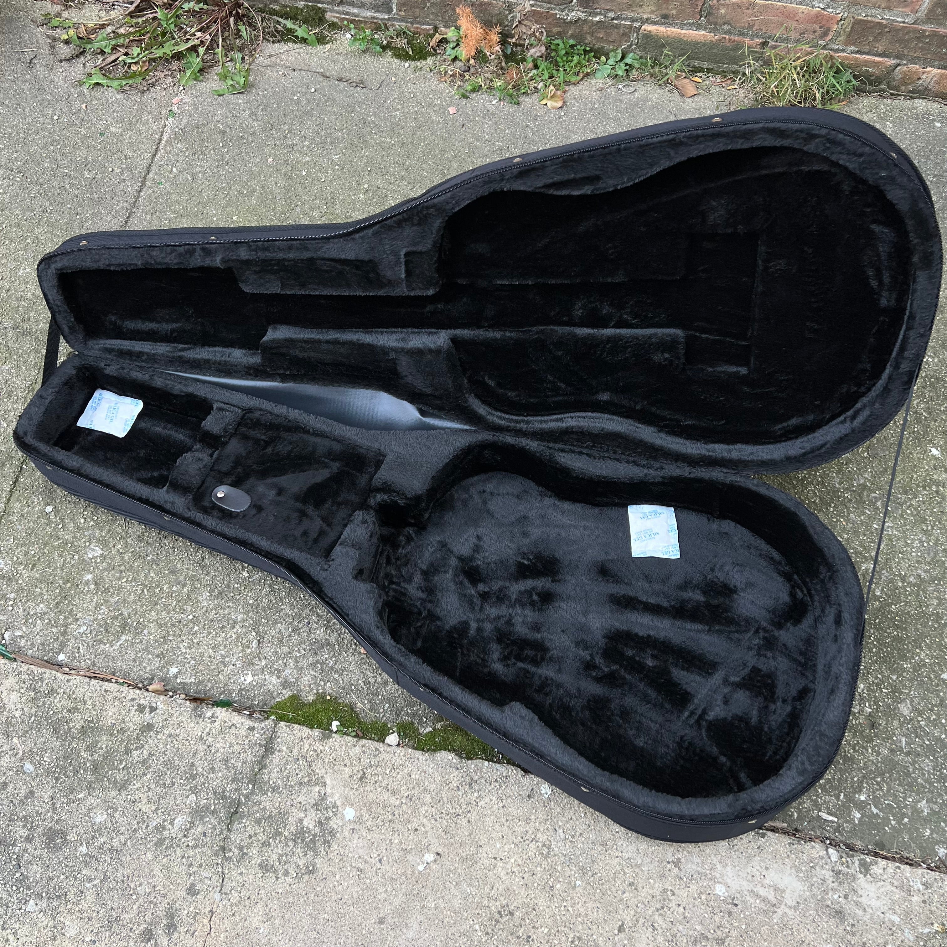 Guardian CG-012-D Featherweight Acoustic Guitar Case
