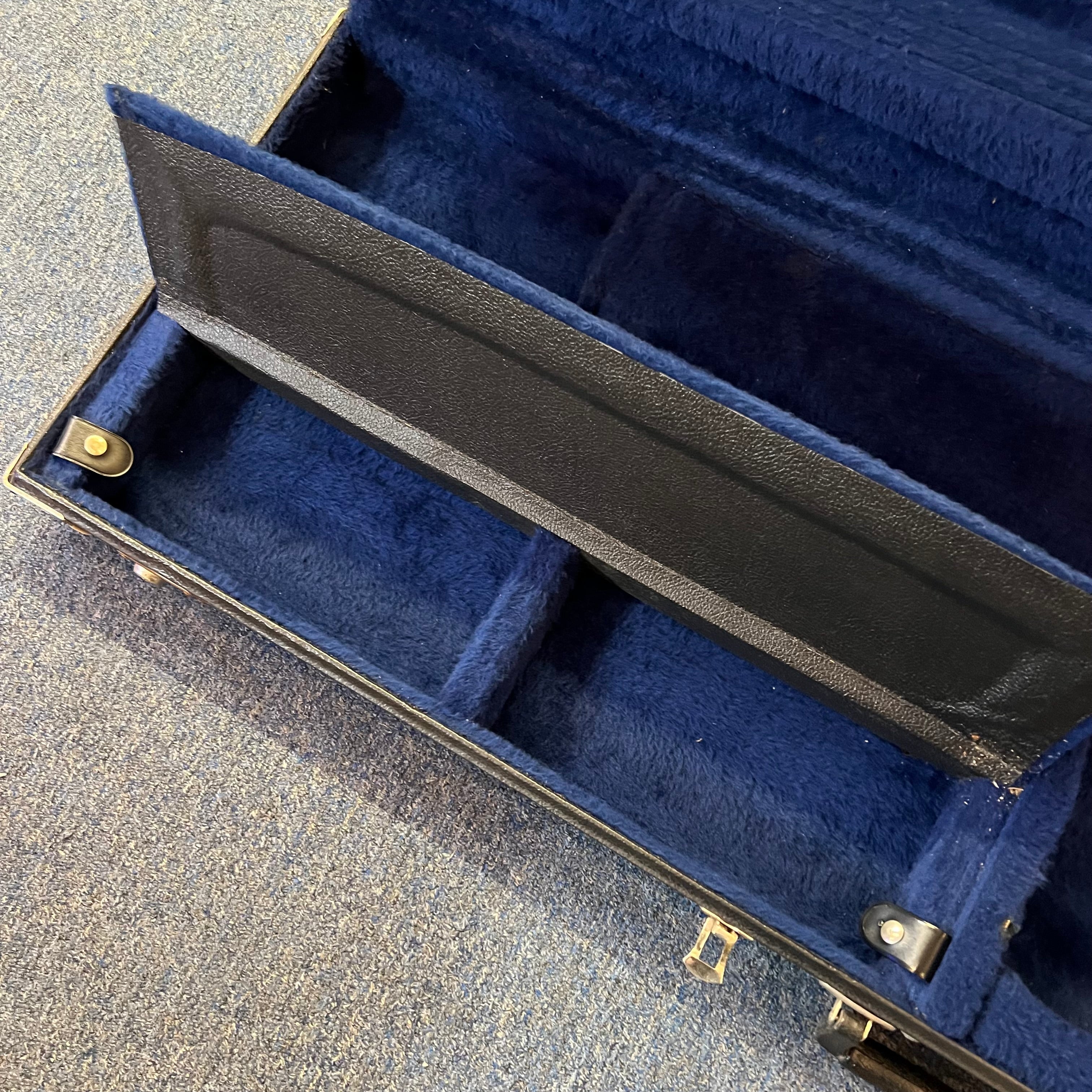 Hardshell Electric Bass Case (used)