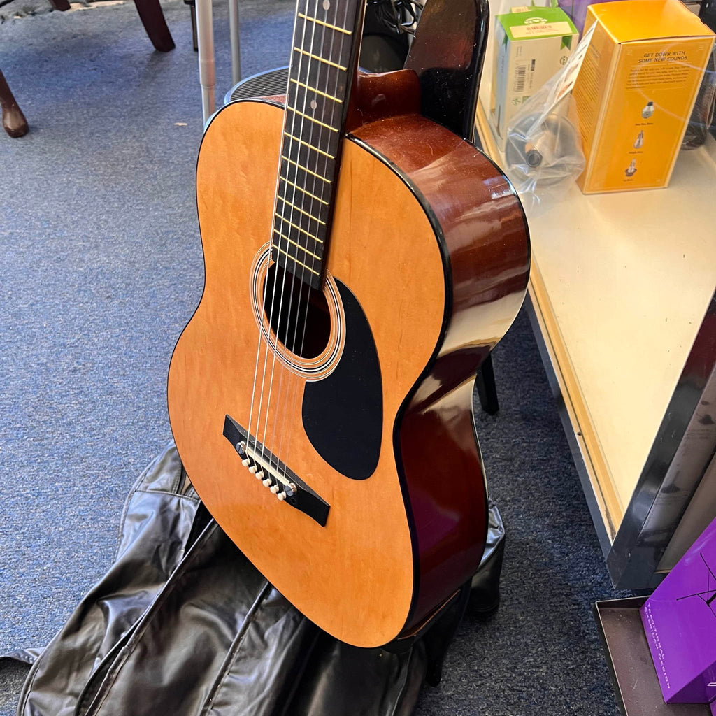 Harmony Marquis H5403 Nylon String Acoustic Guitar (used)