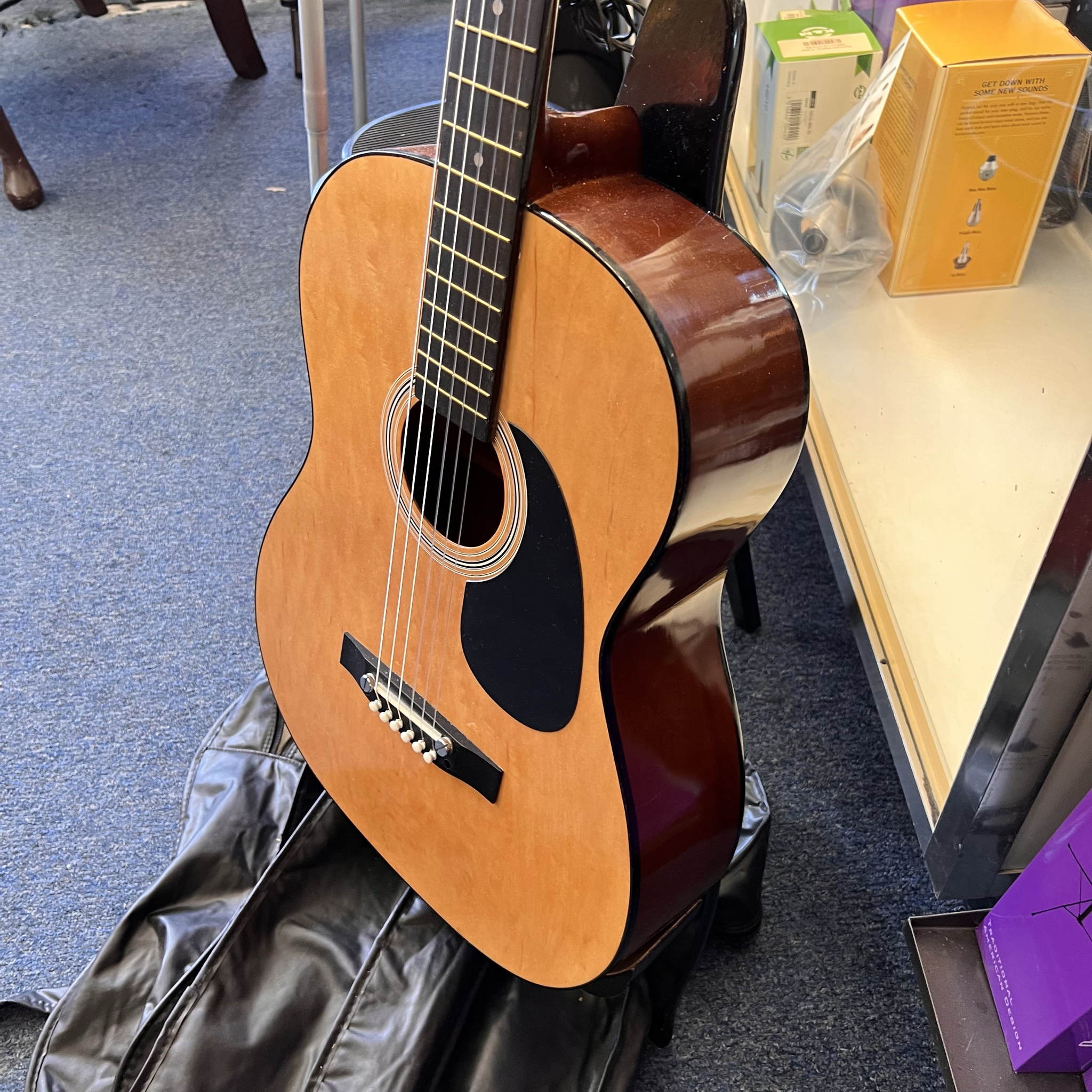 Harmony Marquis H5403 Nylon String Acoustic Guitar (used)