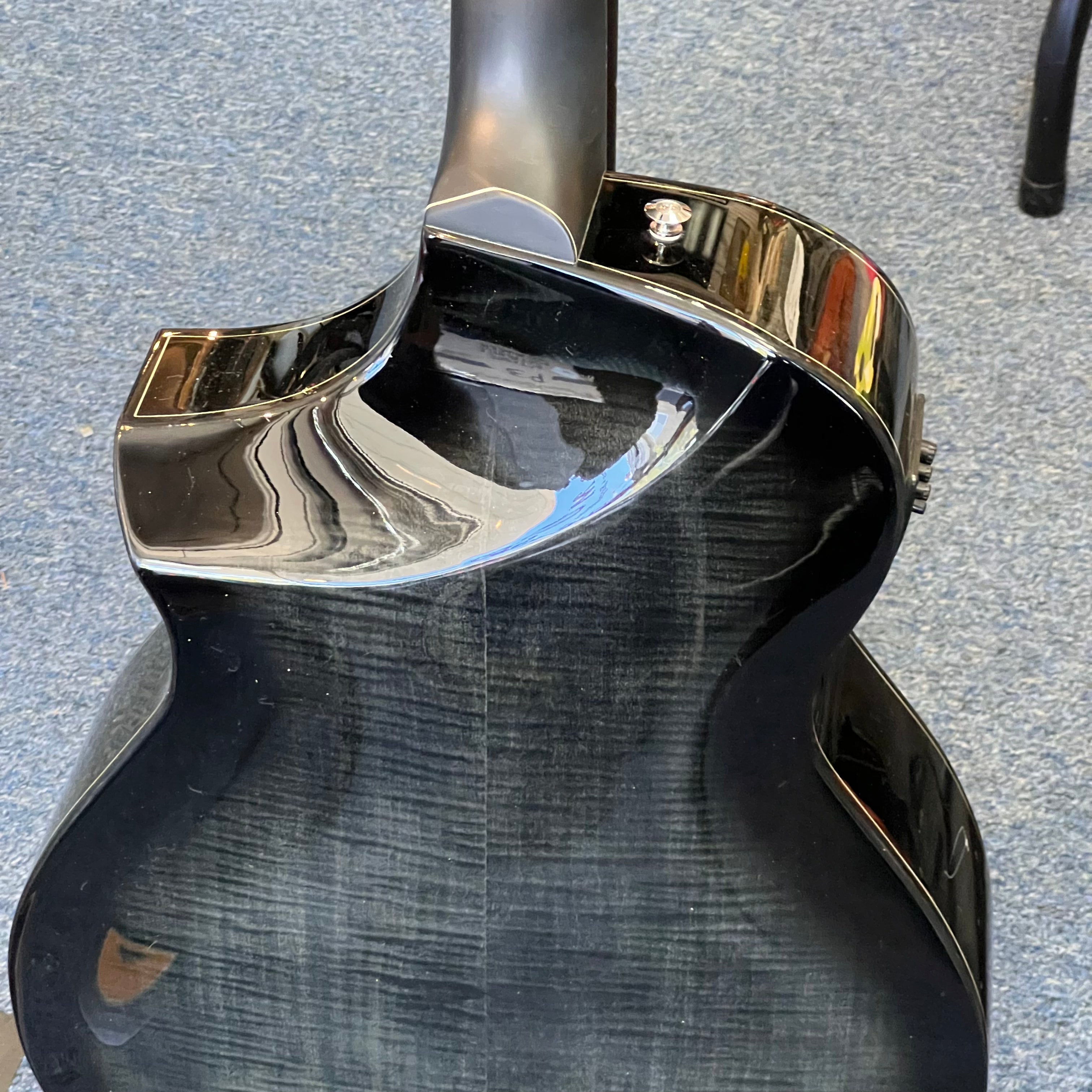 Ibanez AEWC400 Acoustic-Electric Guitar - Transparent Black Sunburst High Gloss