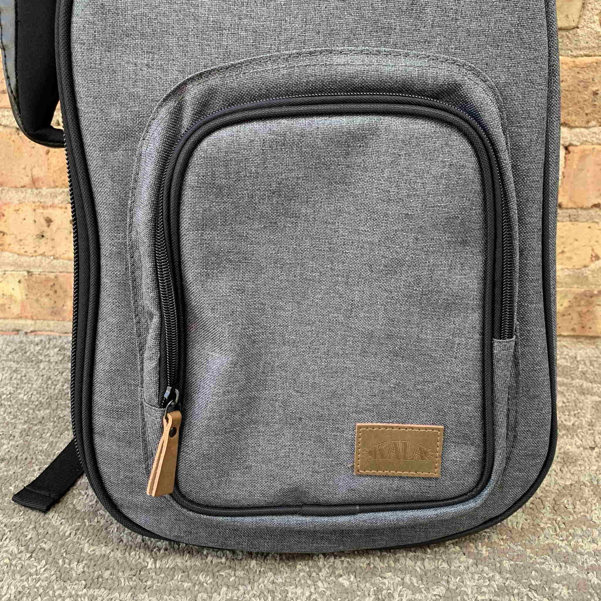 Kala Sonoma Deluxe Baritone Ukulele Cloth Case Charcoal