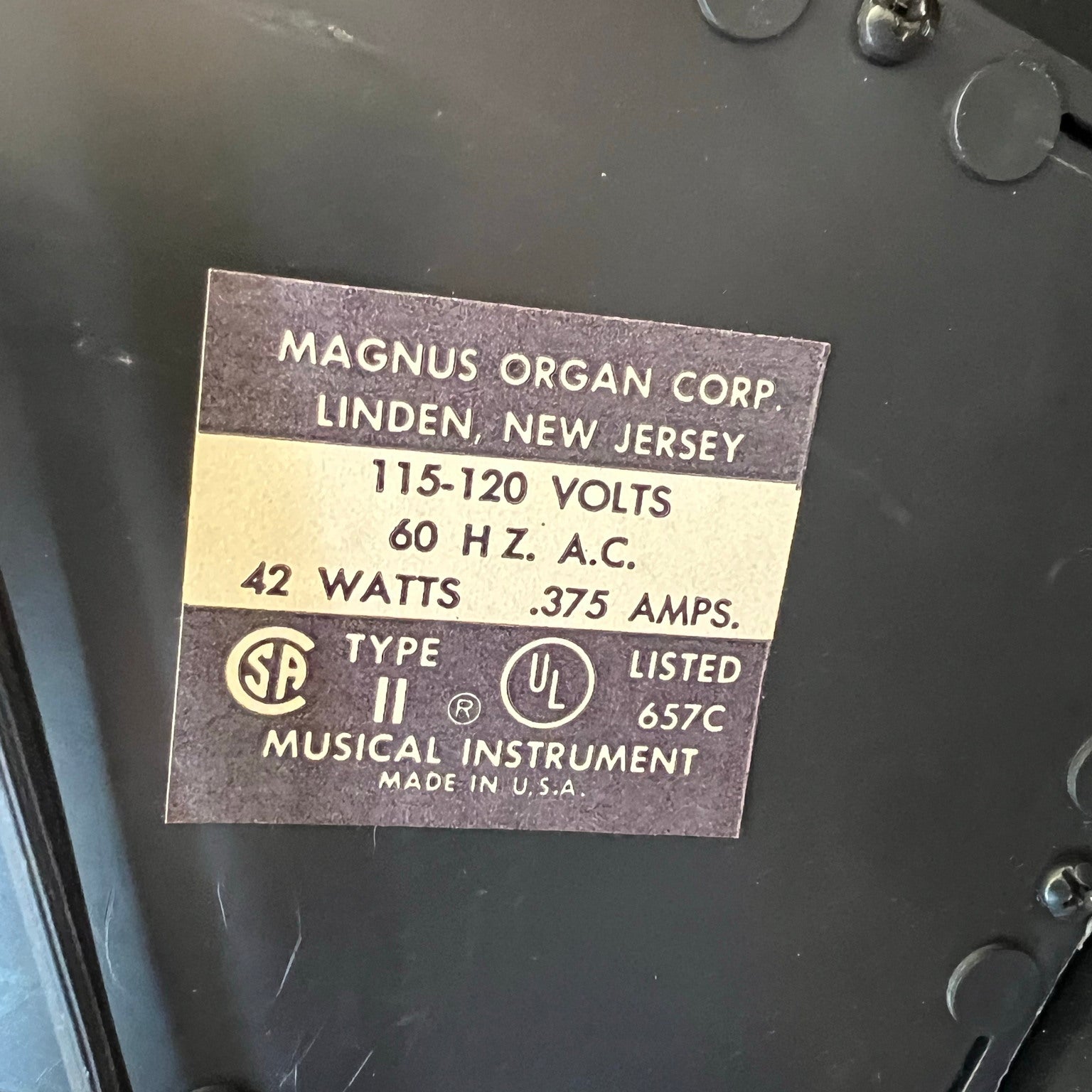 Magnus Portable Electric Chord Organ Vintage 1960s