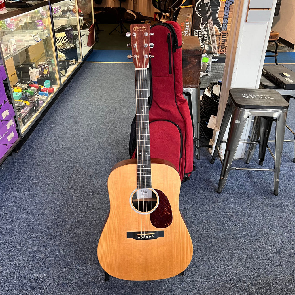 Martin X Series Special Acoustic-Electric Guitar like new  DX2E (used)