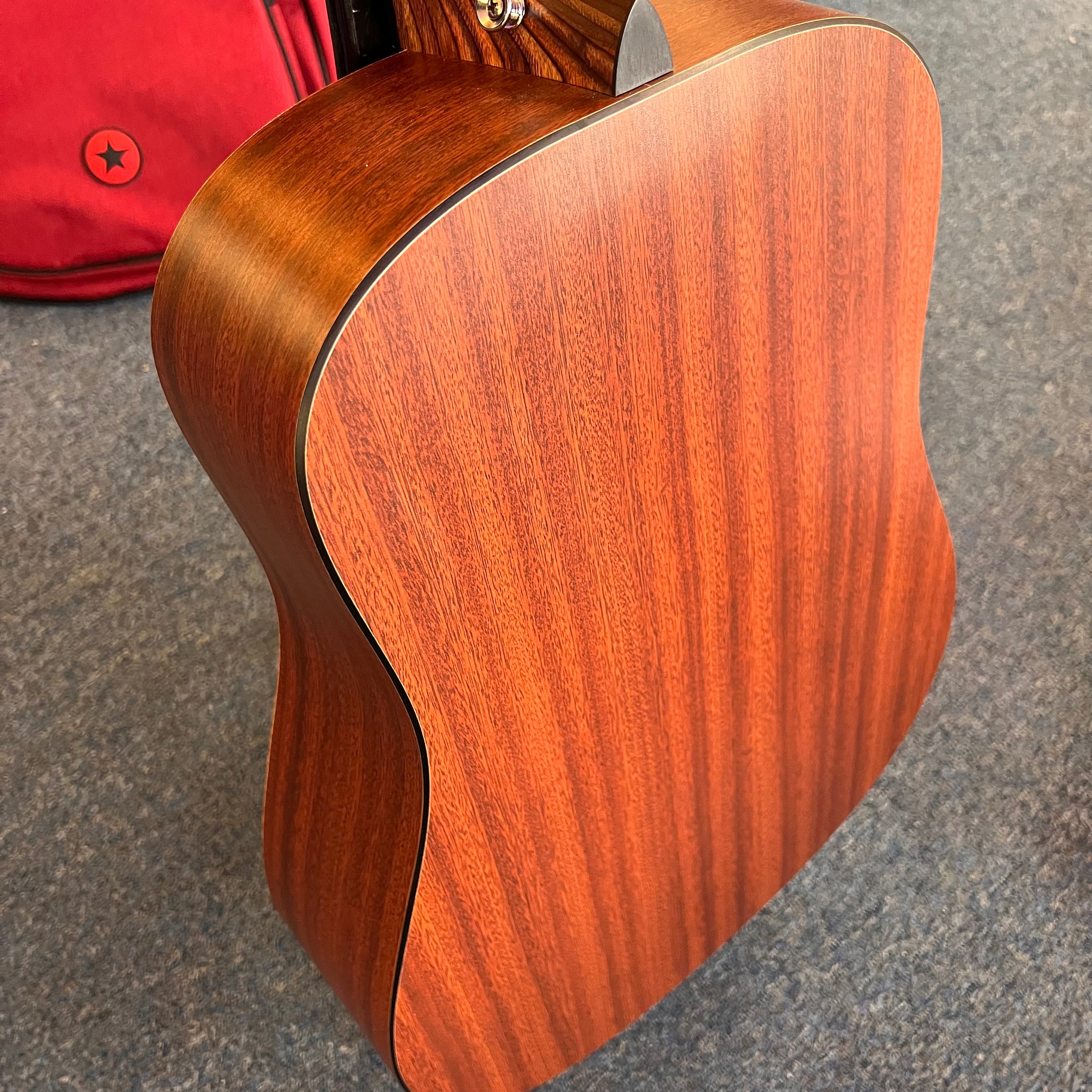 Martin X Series Special Acoustic-Electric Guitar like new  DX2E (used)