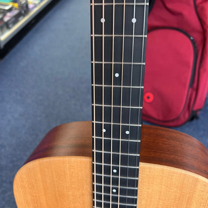 Martin X Series Special Acoustic-Electric Guitar like new  DX2E (used)