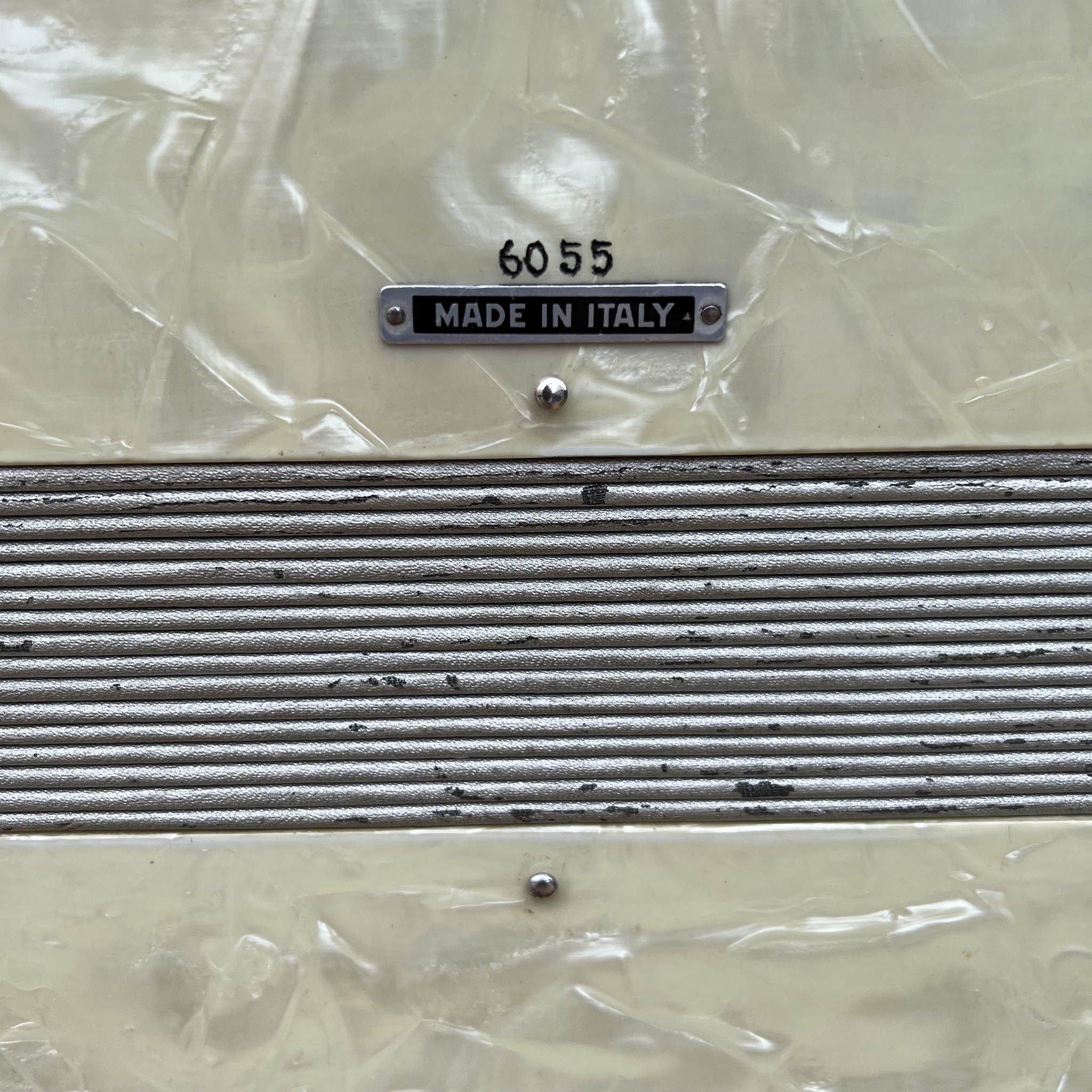 Milano "Louise" Piano Accordion White 1950s