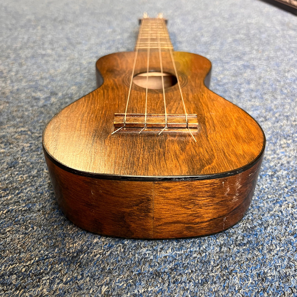 Mouna-Loa Vintage Soprano Ukulele Lyon & Healy (used)