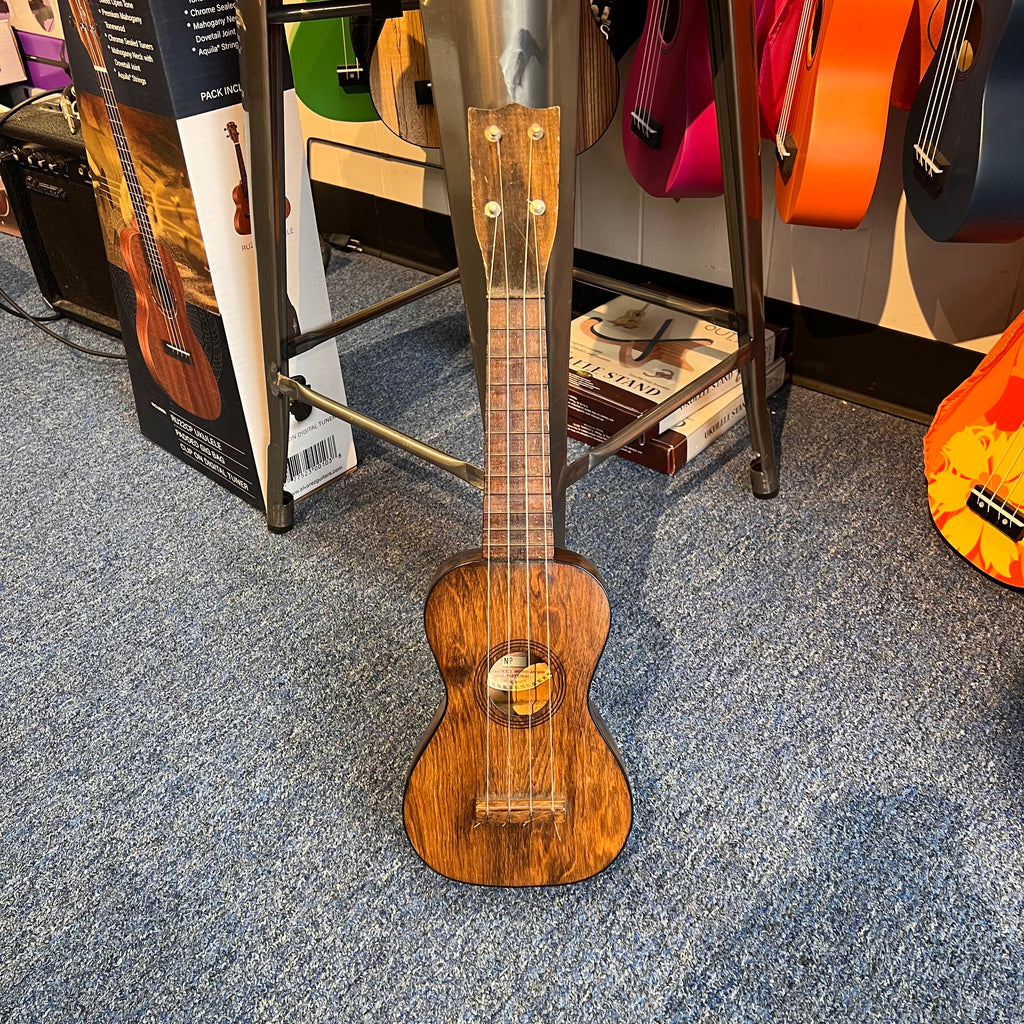 Mouna-Loa Vintage Soprano Ukulele Lyon & Healy (used)