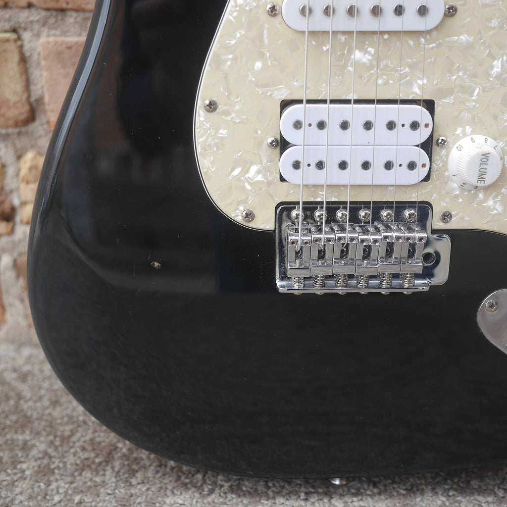 Orange Electric Guitar Black (used)