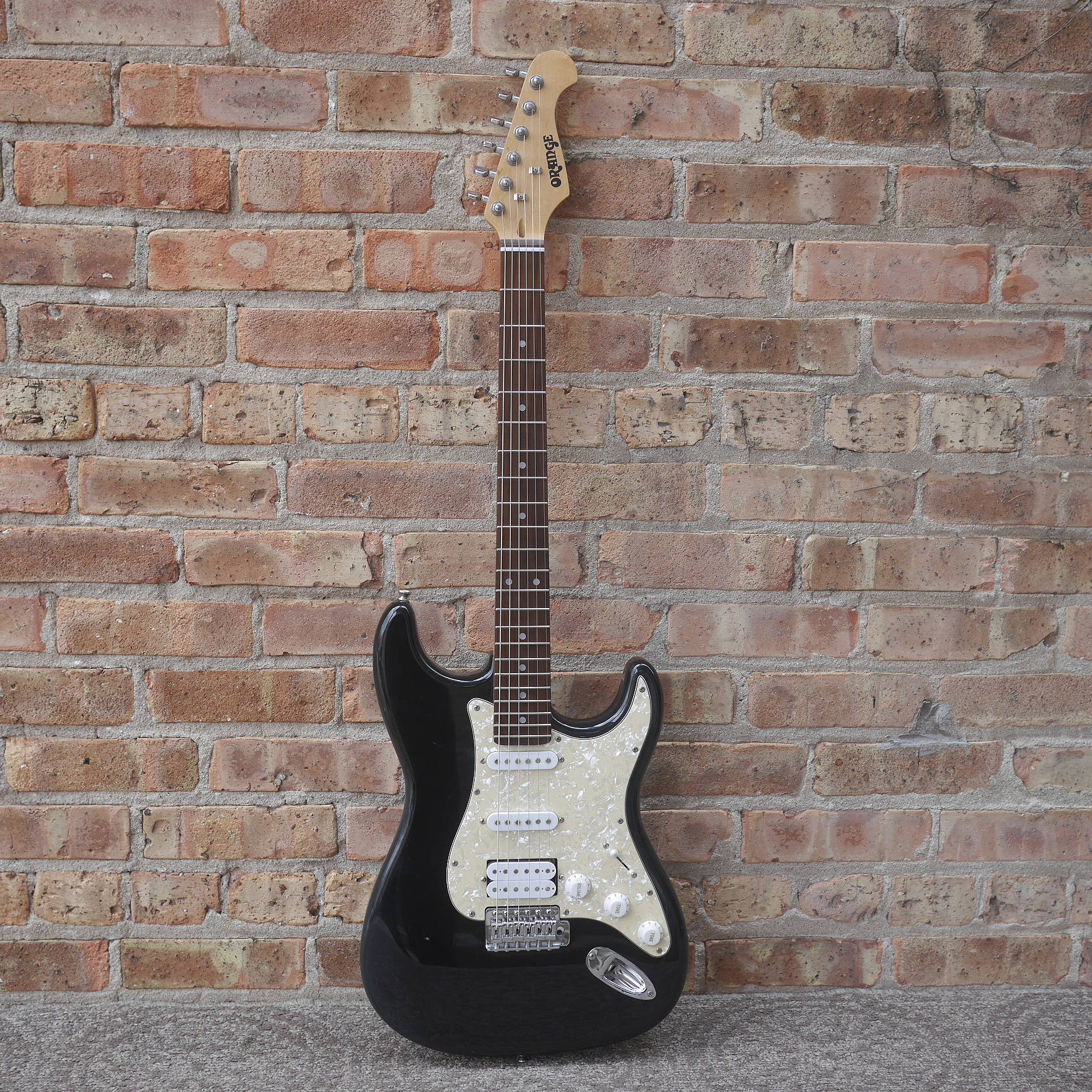 Orange Electric Guitar Black (used)