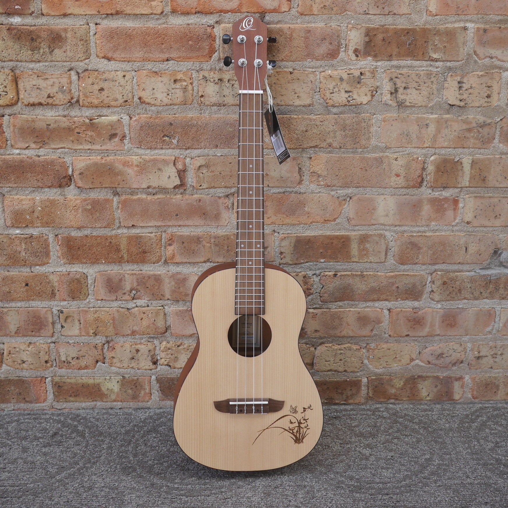Ortega Bonfire Series Baritone Ukulele Spruce Top