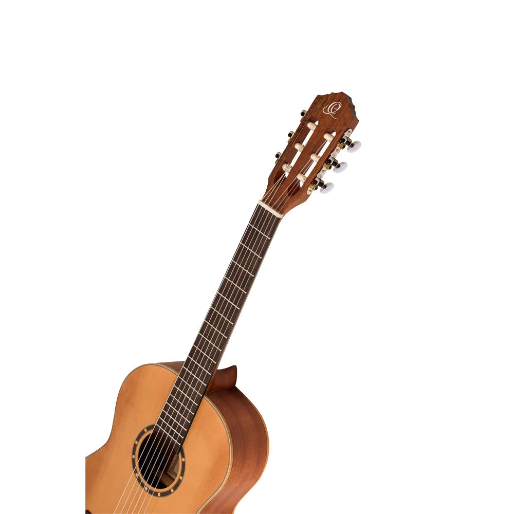 Ortega Family Series ¾ Nylon String Guitar Cedar