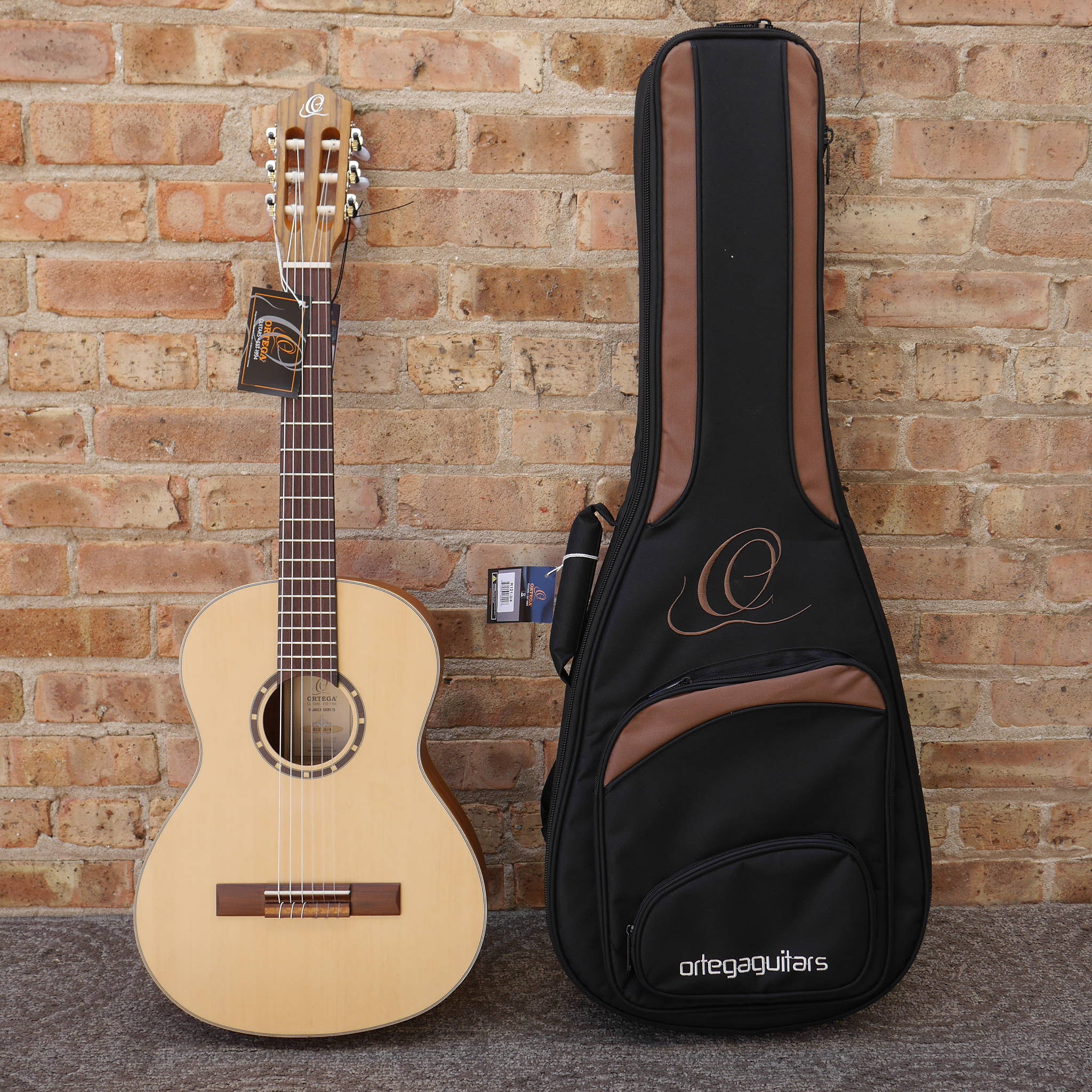 Ortega Family Series ¾ Size Nylon String Guitar