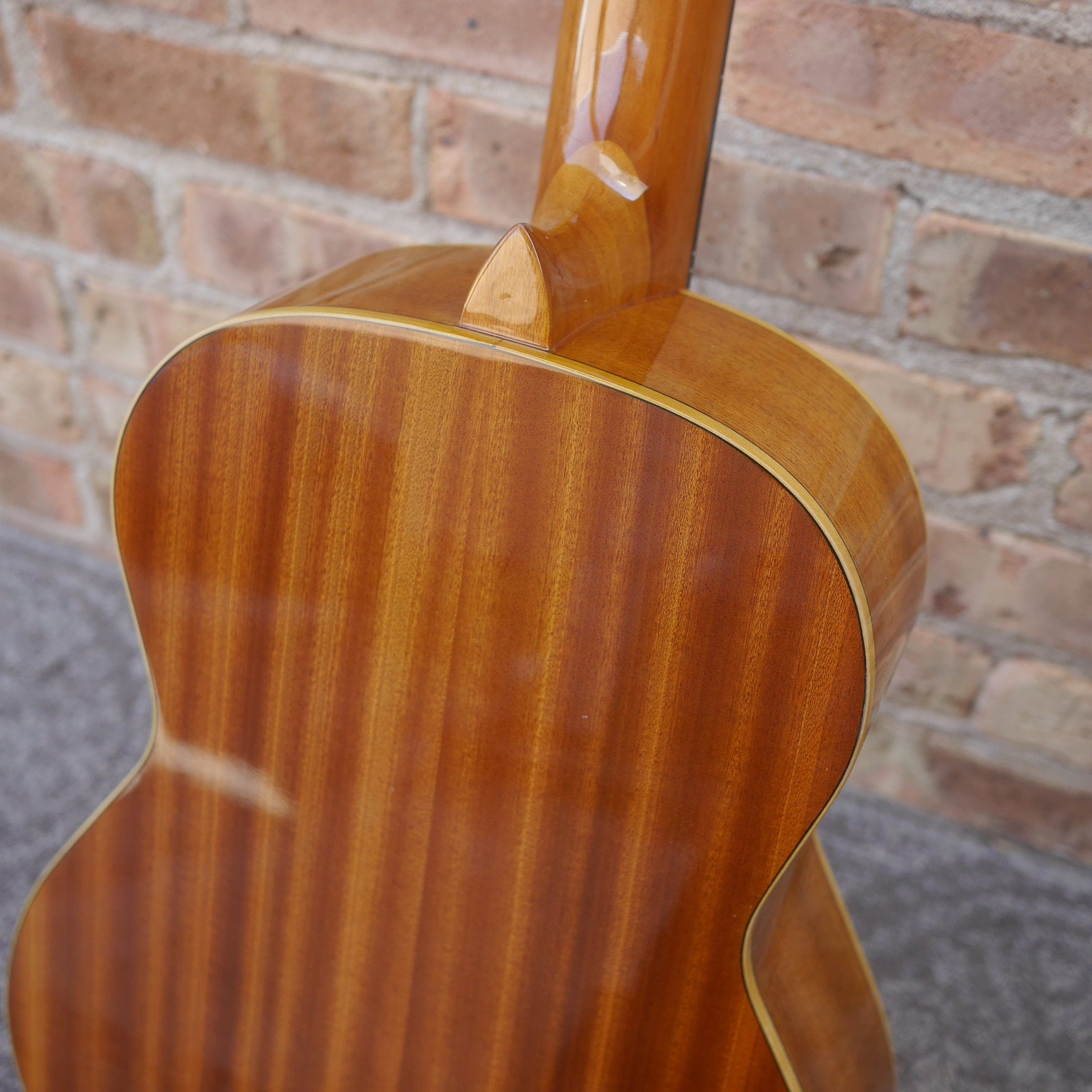 Ortega Family Series R121G-3/4 Classical Guitar Gloss Natural 3/4 Size