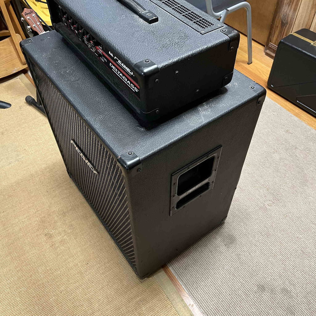 Peavey Deltabass Amp and 115BW-BW Cab. (used)