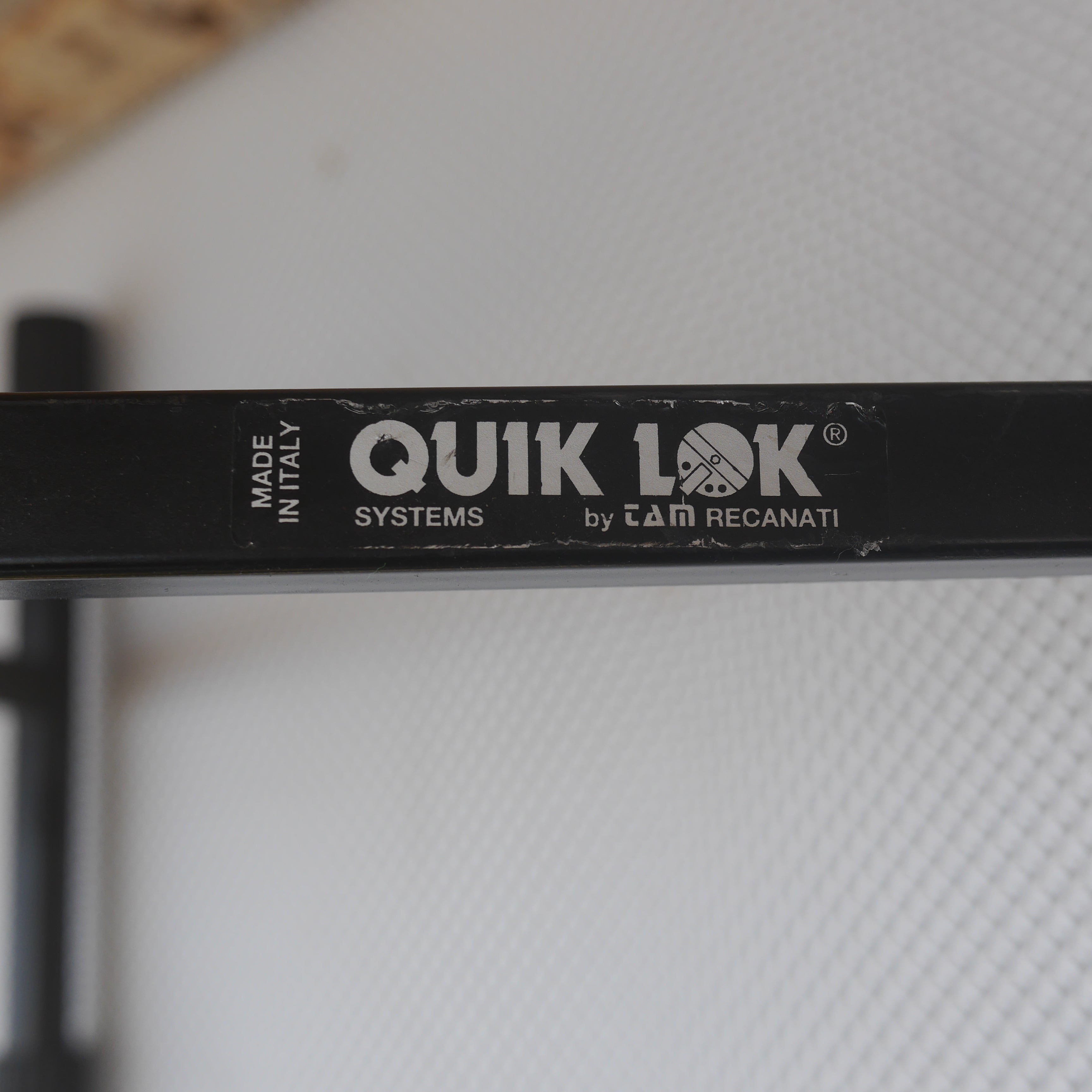 Qwik Lok Small Keyboard X Stand Italy used