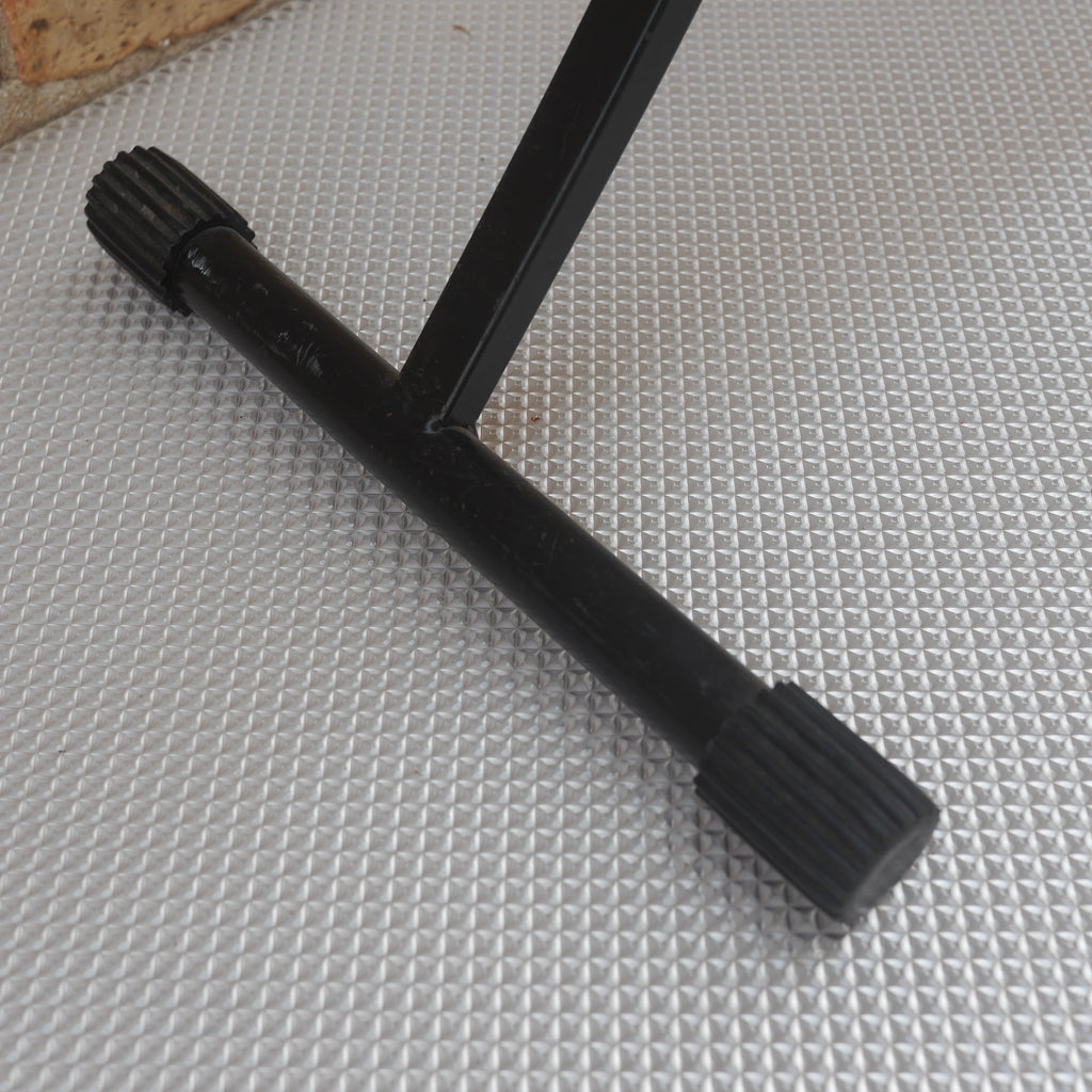 Qwik Lok Small Keyboard X Stand Italy used