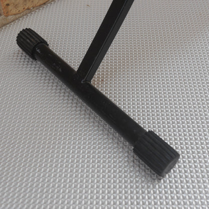 Qwik Lok Small Keyboard X Stand Italy used