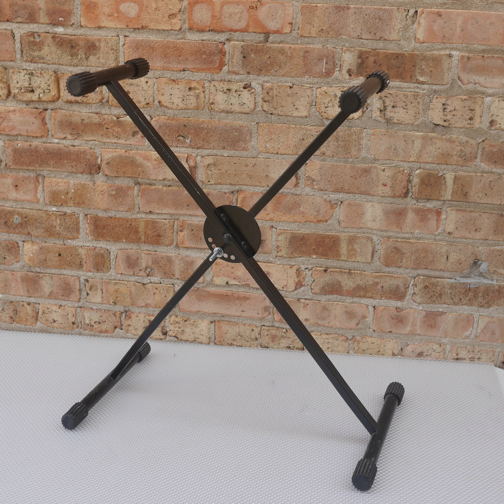 Qwik Lok Small Keyboard X Stand Italy used