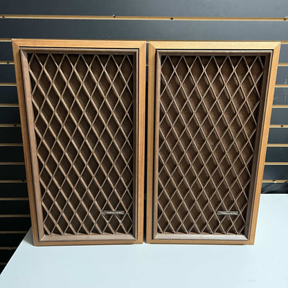 Realistic Nova 7-B Home Hi-Fi Stereo Speakers 1970s Very Good